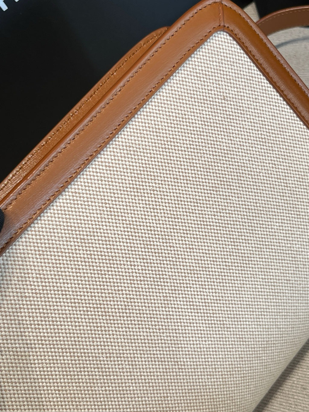 Saint laurent Canvas