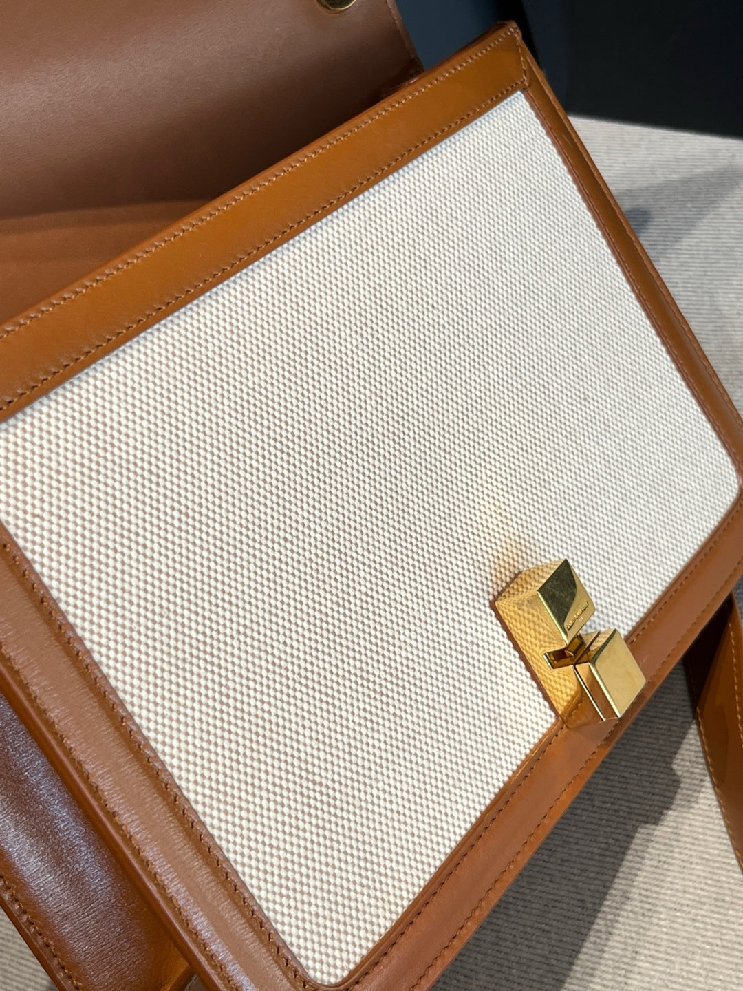 Saint laurent Canvas