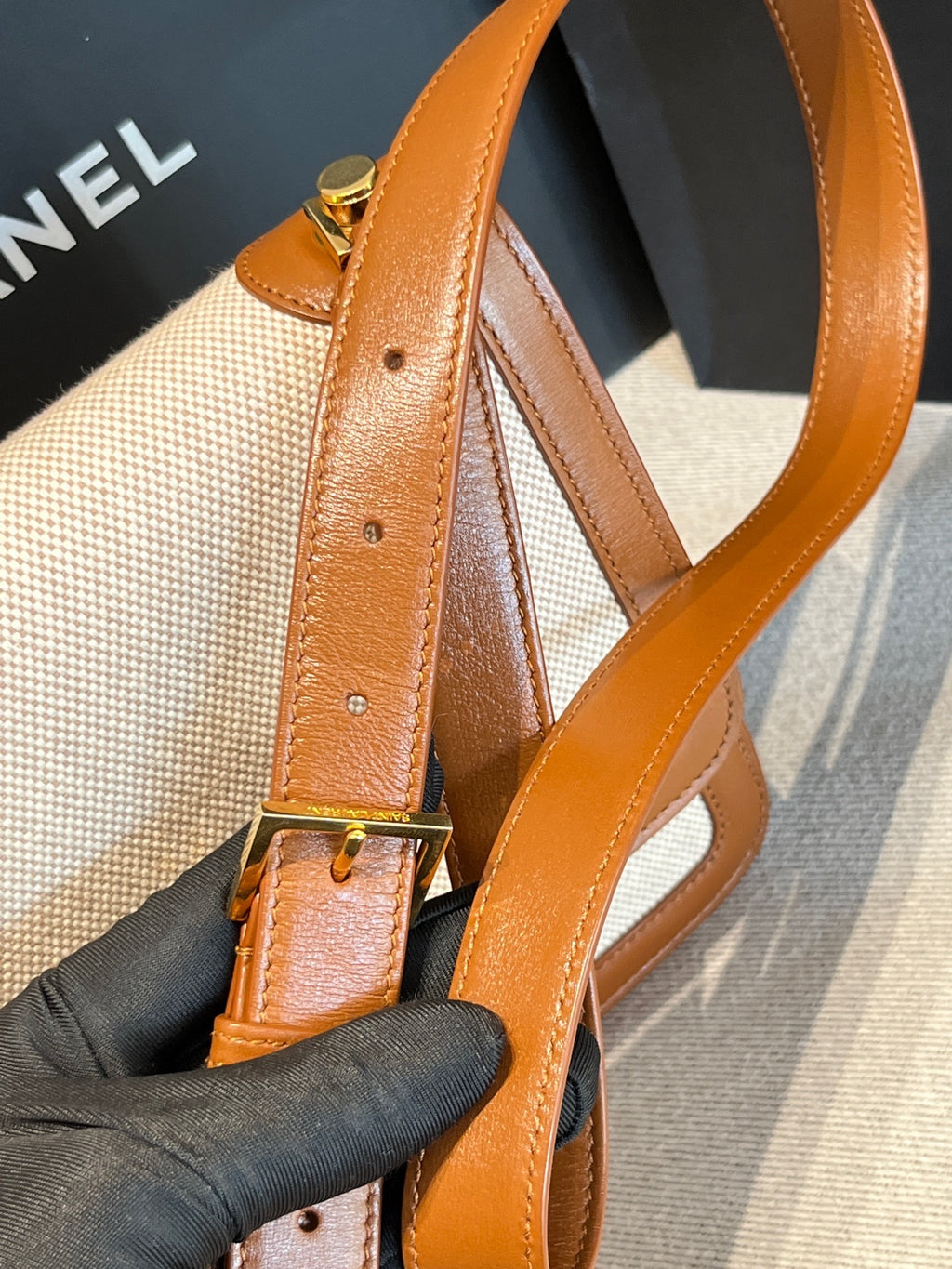 Saint laurent Canvas