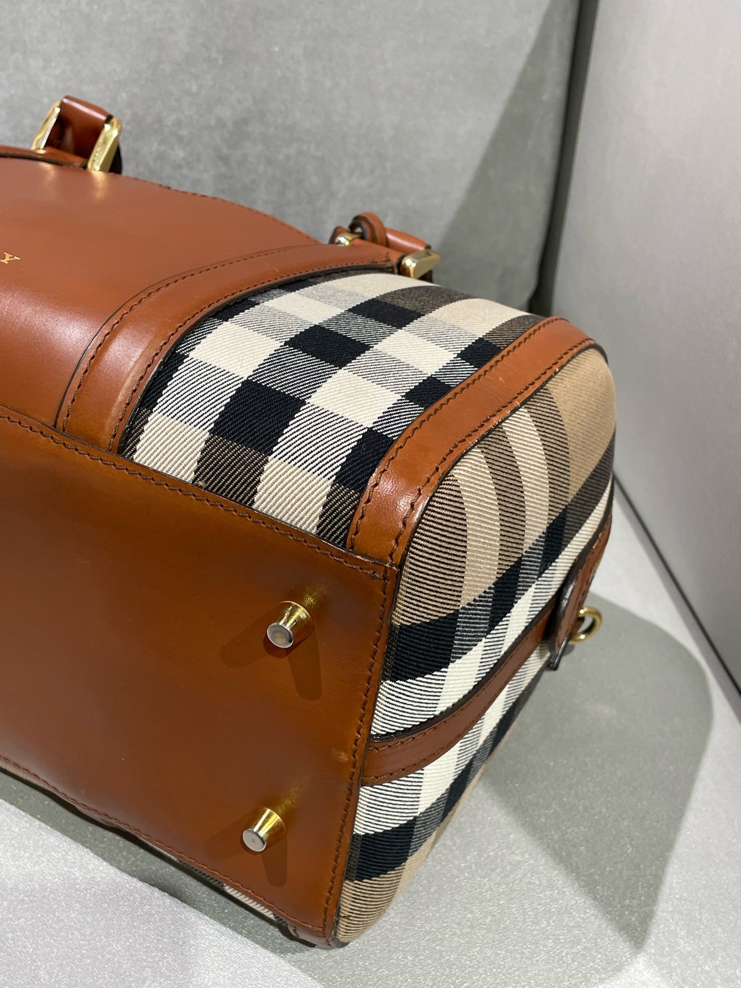 Burberry Brown Crossbody 39039141