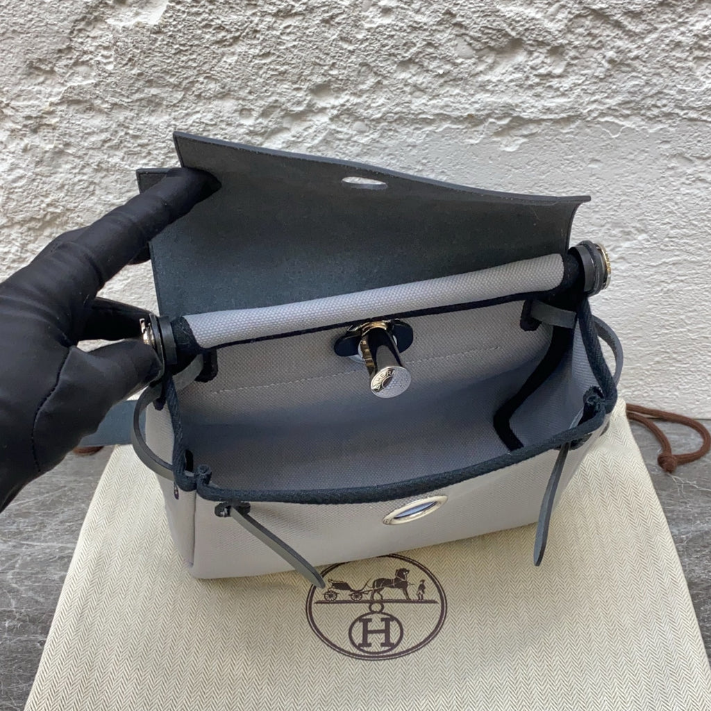Hermes Black