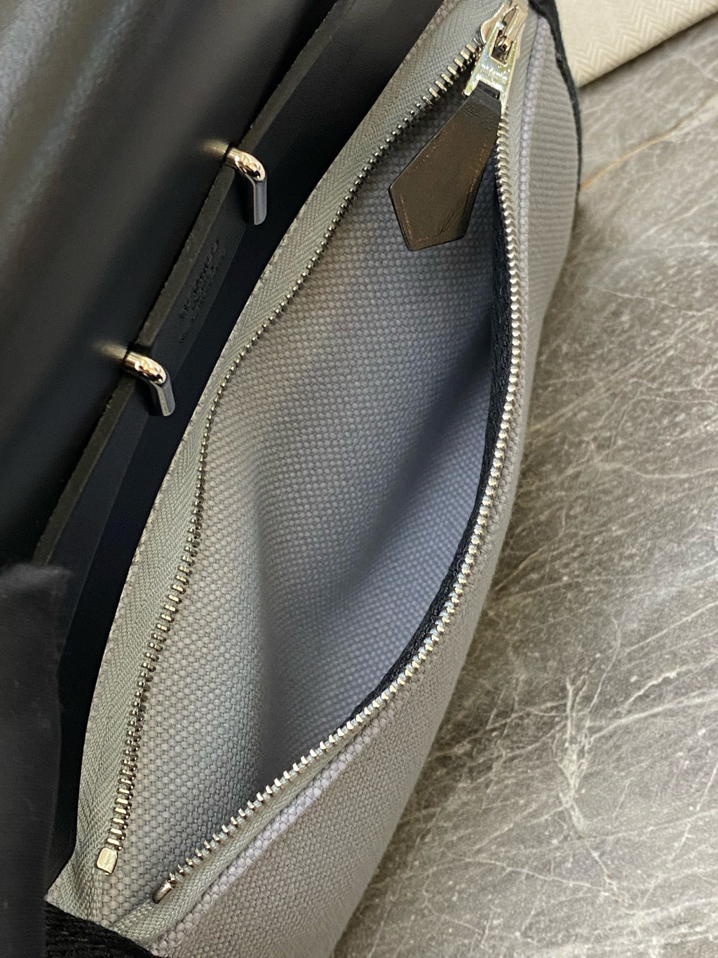 Hermes Black