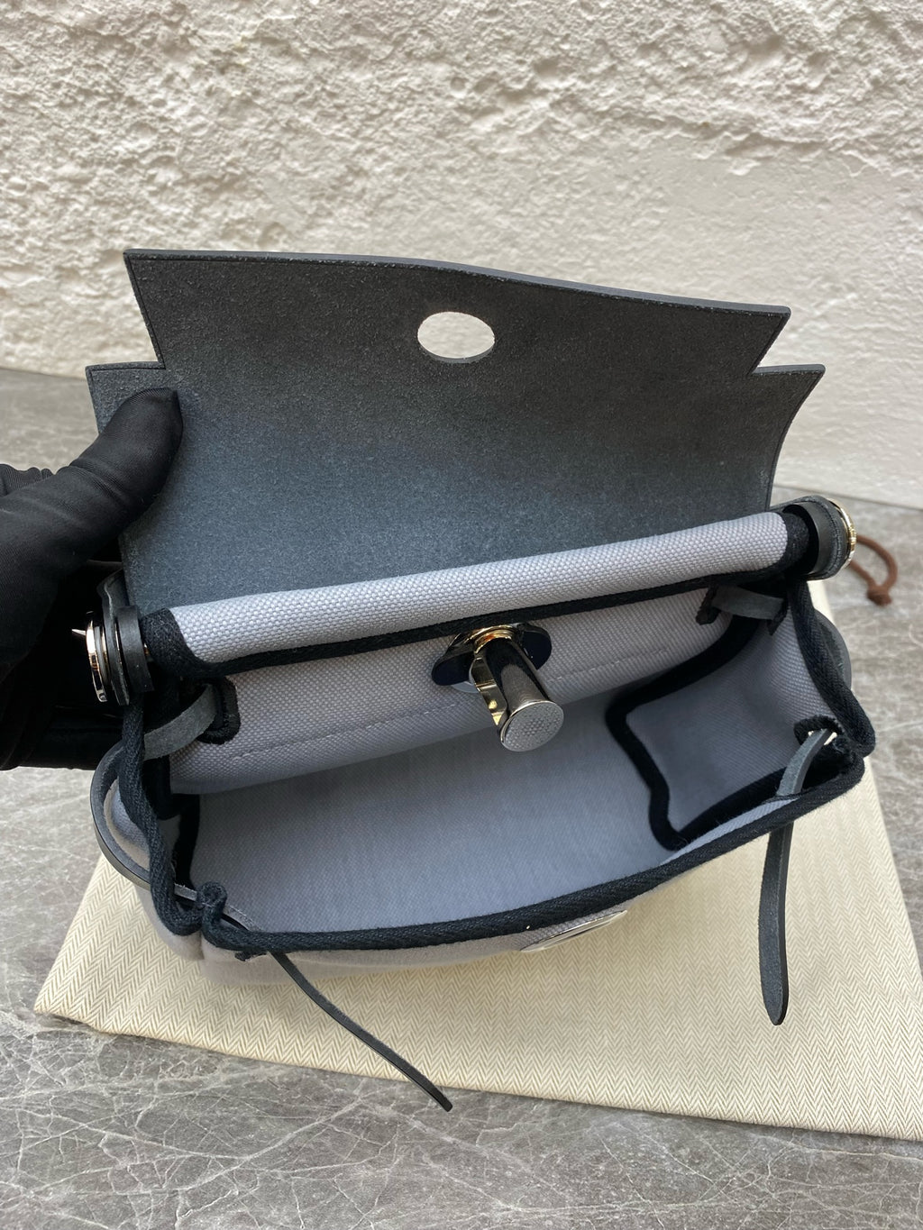 Hermes Black