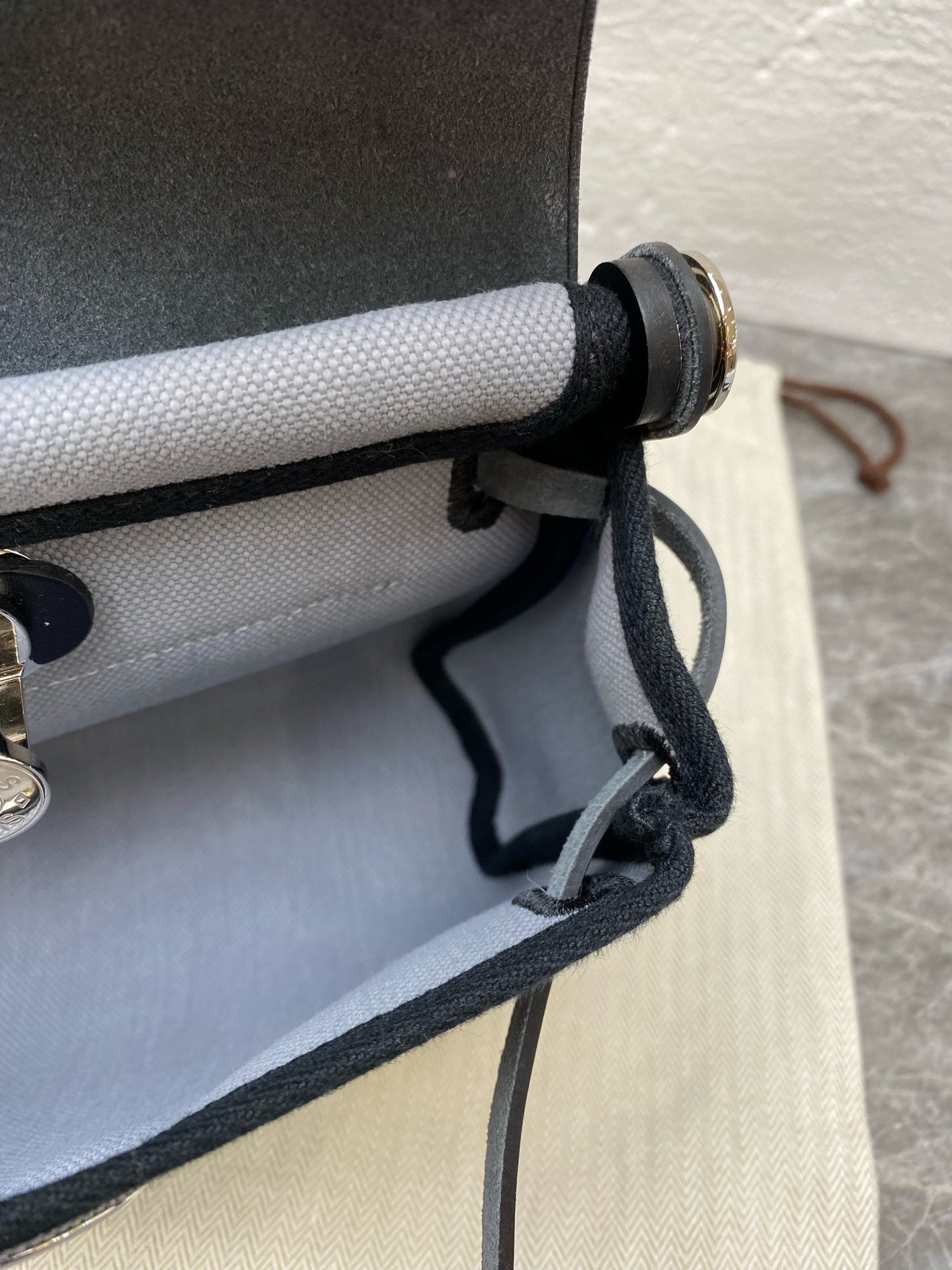 Hermes Black