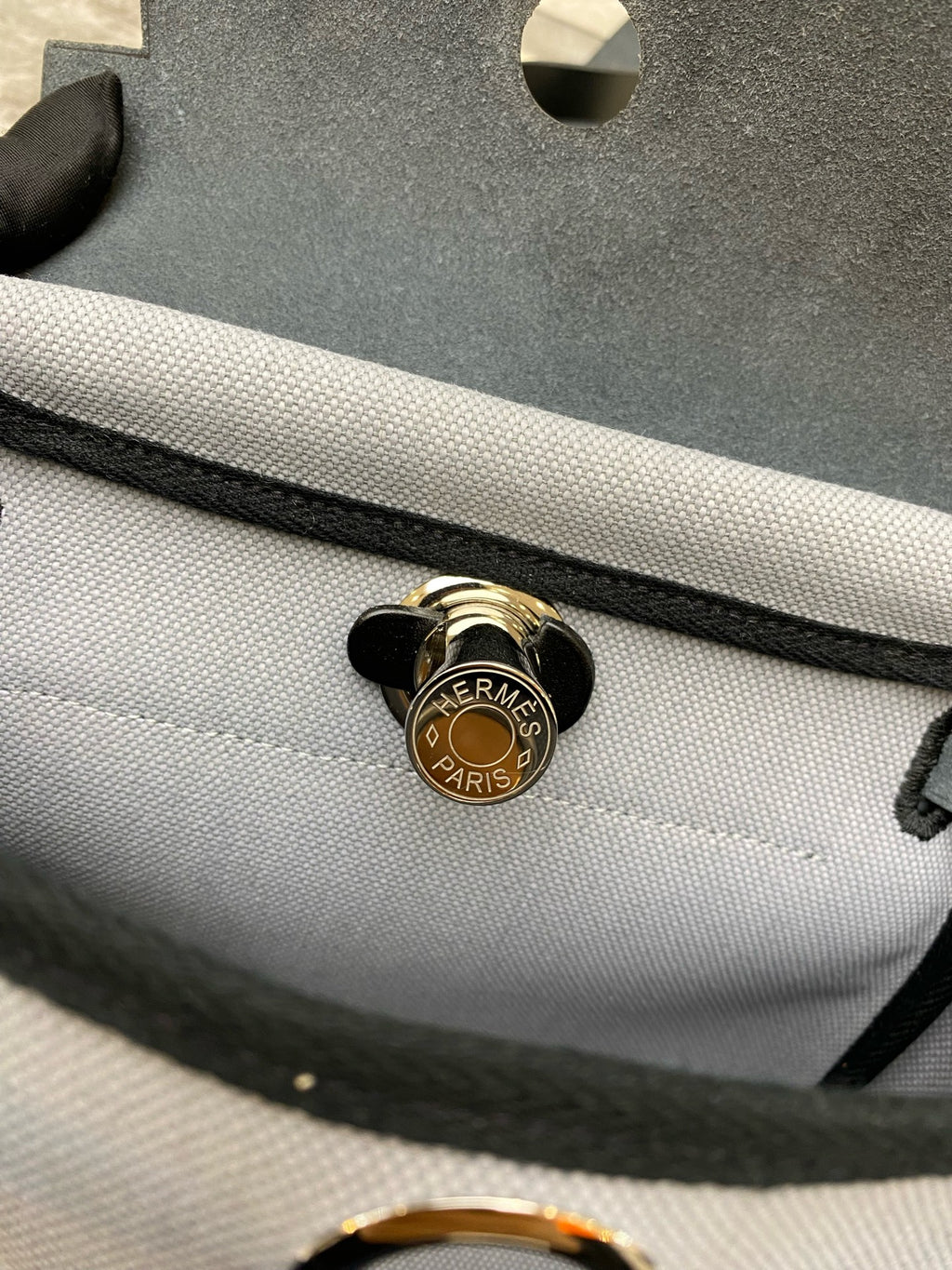 Hermes Black