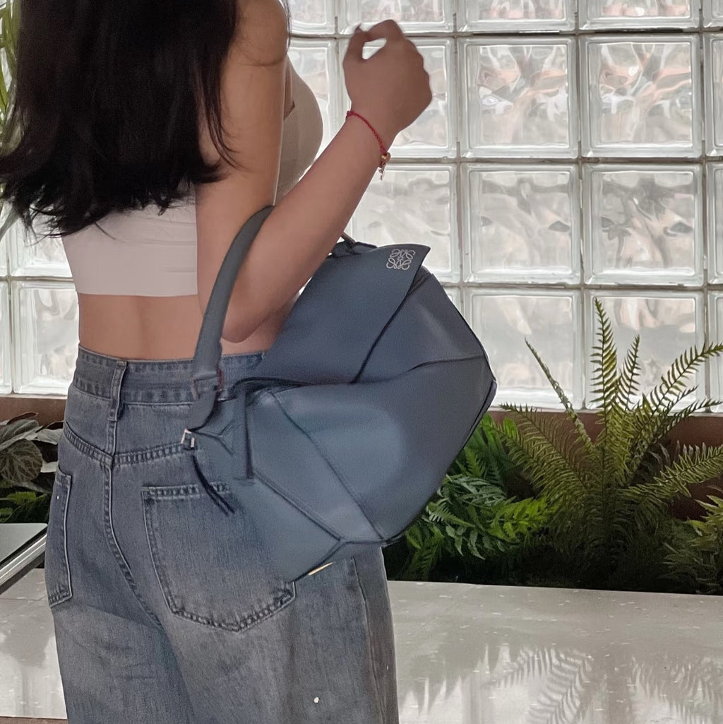 Loewe Blue