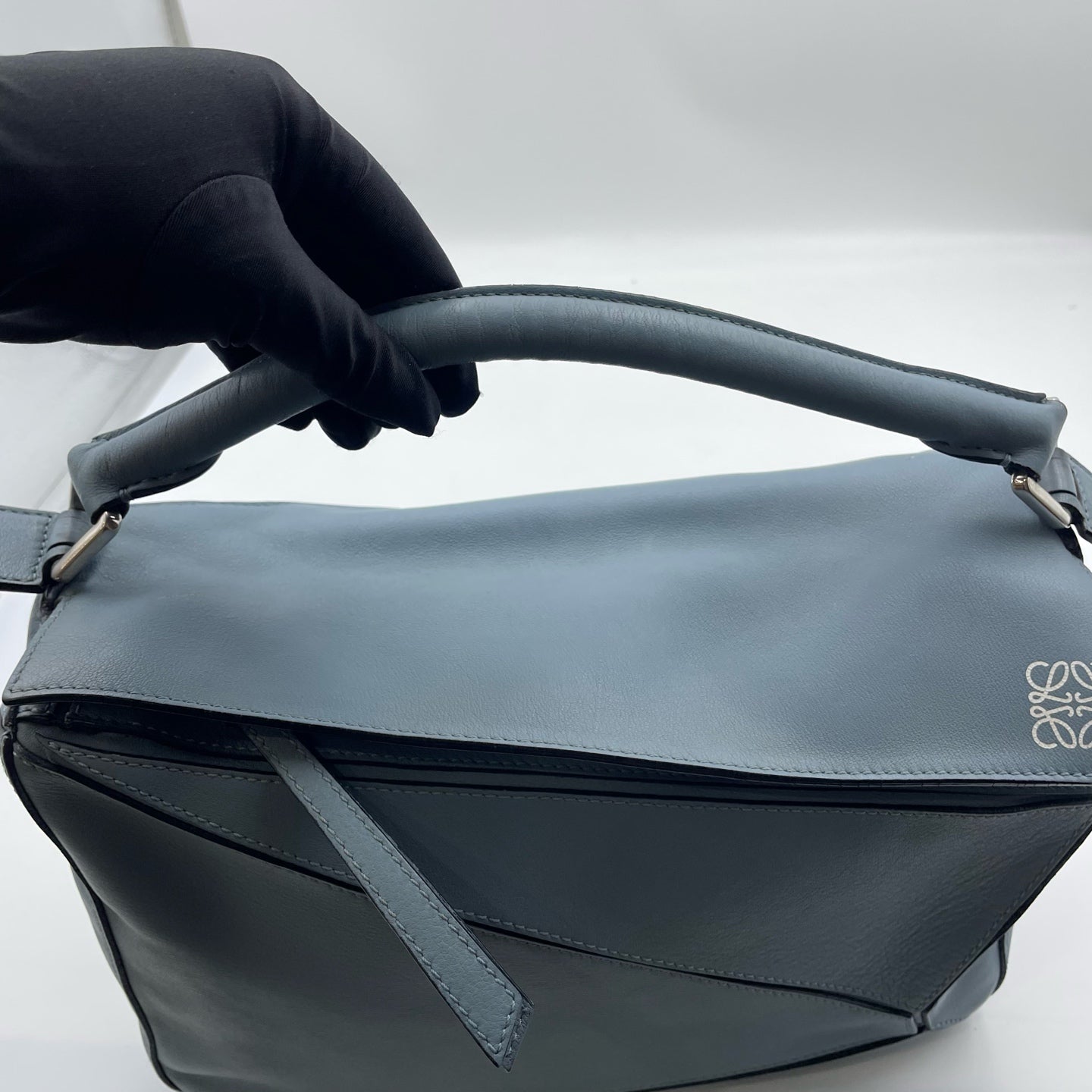 Loewe Blue