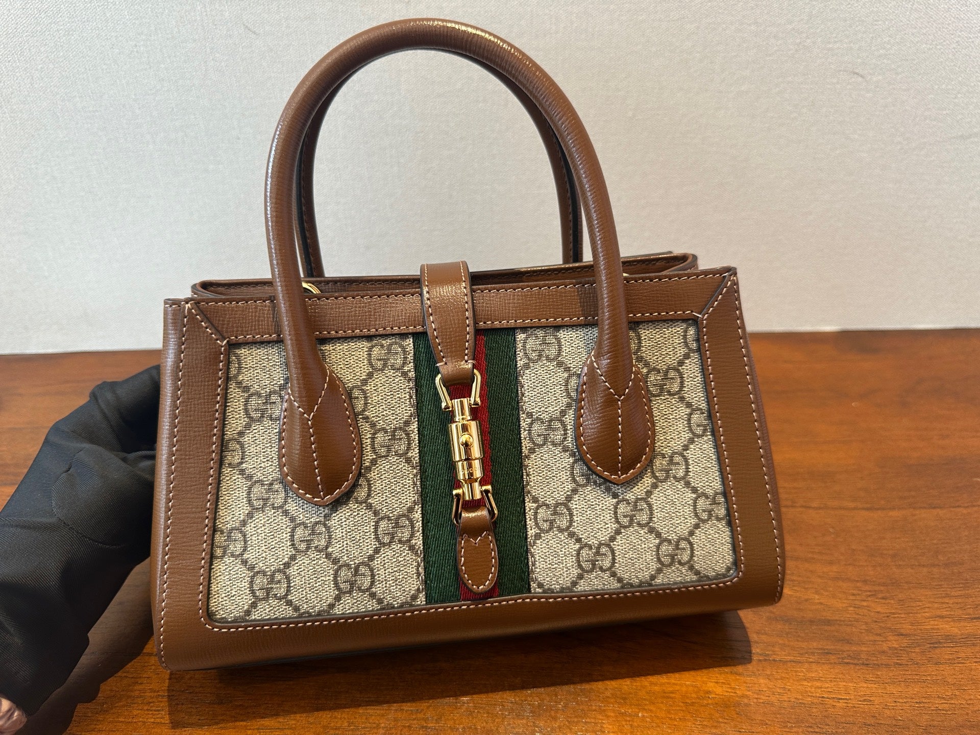 Gucci Jackie1961 Series Small Tote Bag Brown Tote 772126HUHHG8565
