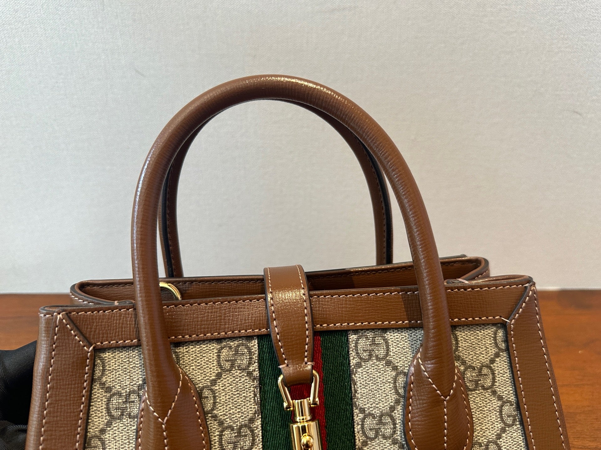 Gucci Jackie1961 Series Small Tote Bag Brown Tote 772126HUHHG8565