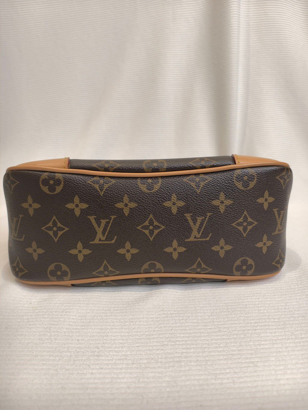 Louis Vuitton Crossbody