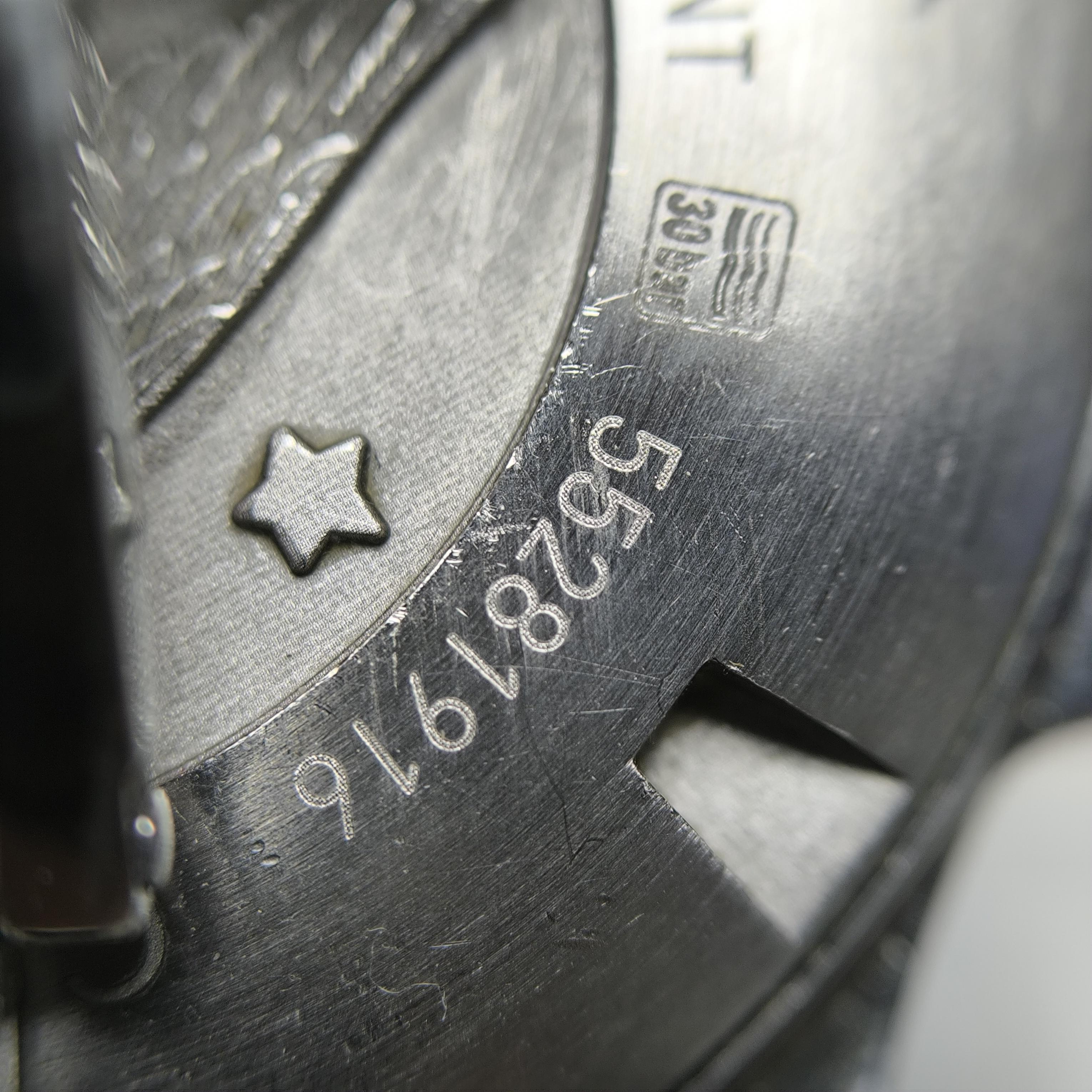 Longines Conquest Series 39.00mm L3.776.4.99.6