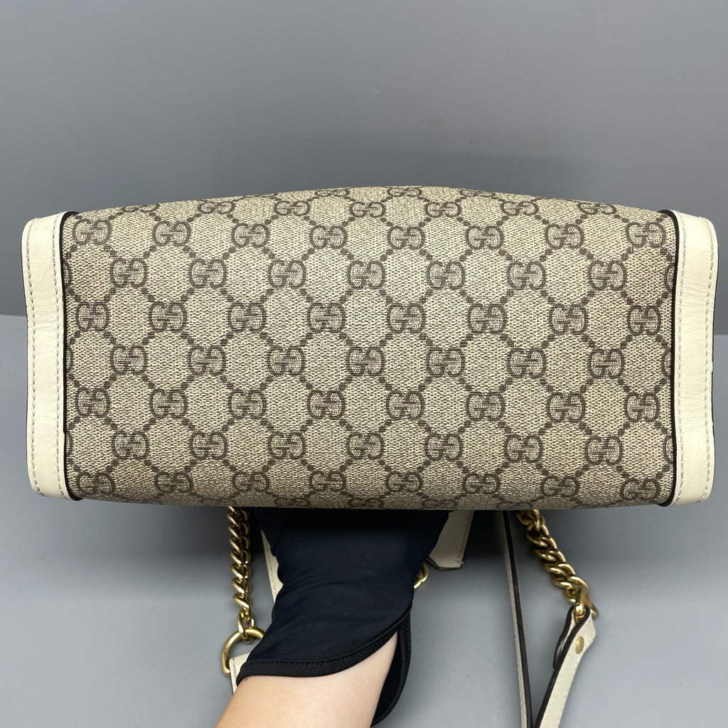 Gucci White