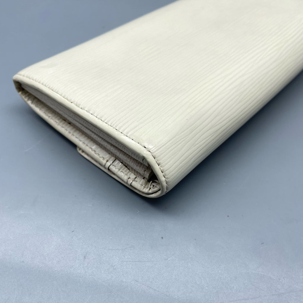 Louis Vuitton White