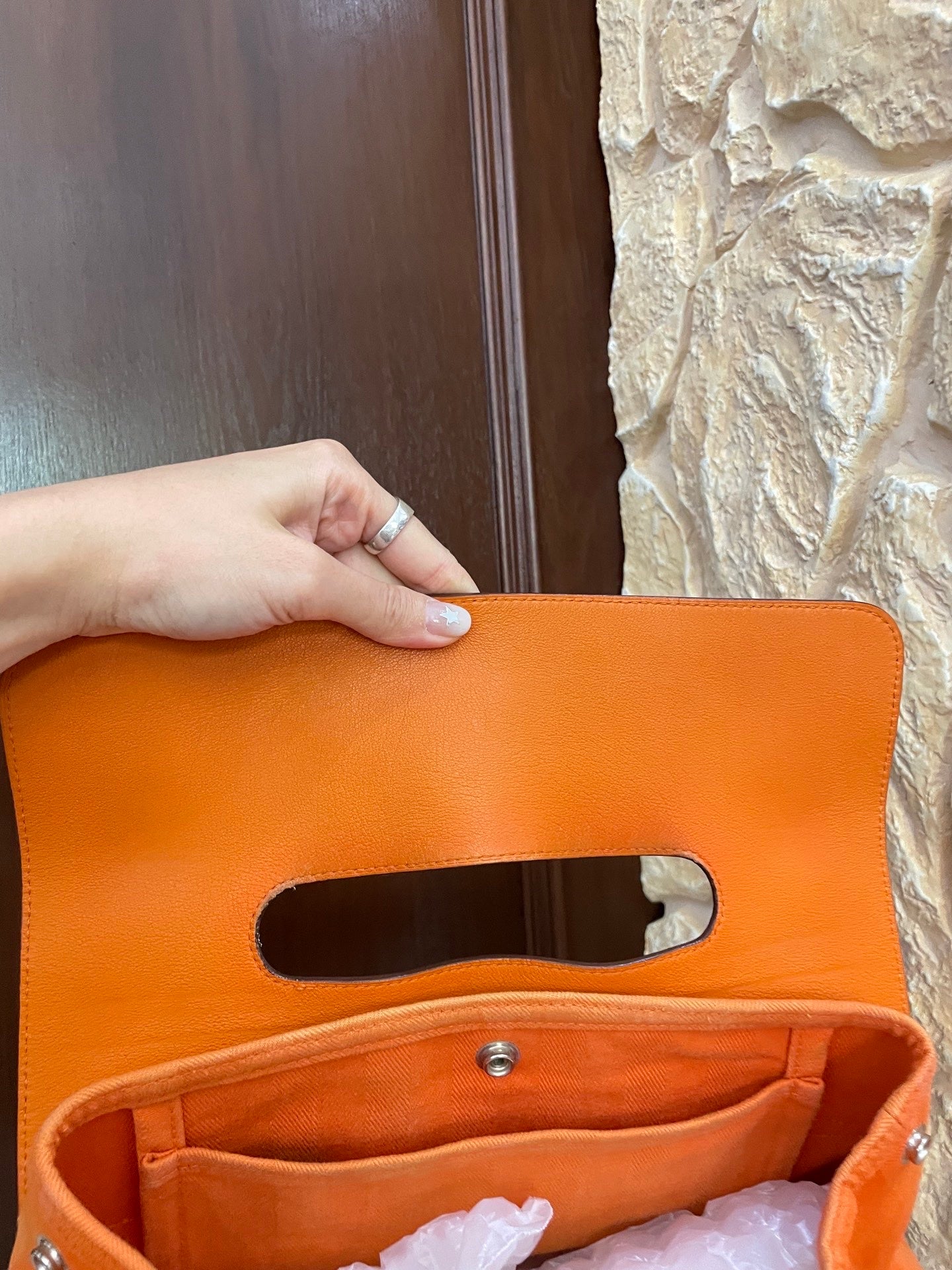 Hermes Canvas