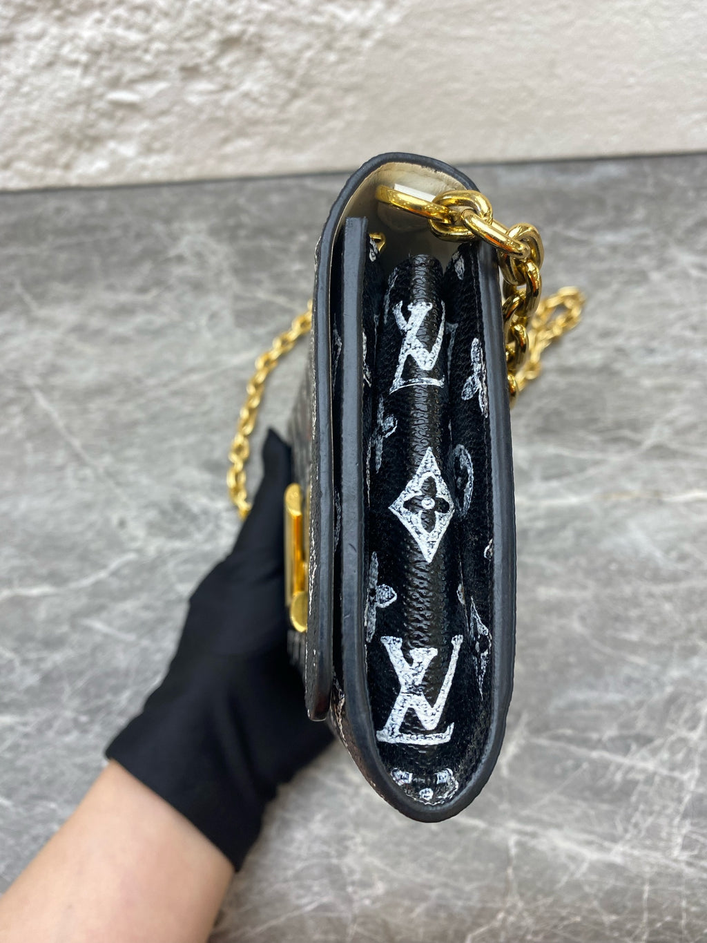Louis Vuitton Crossbody