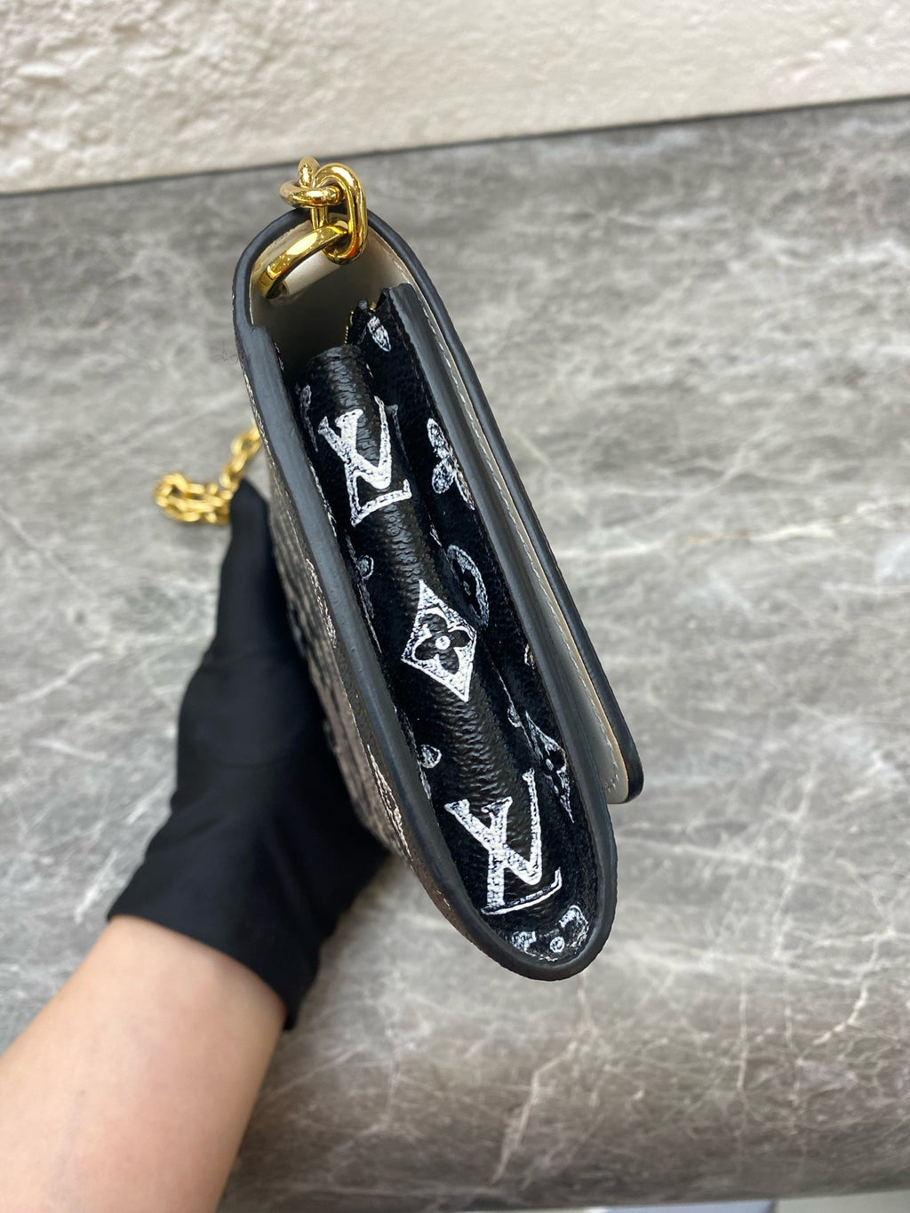 Louis Vuitton Crossbody