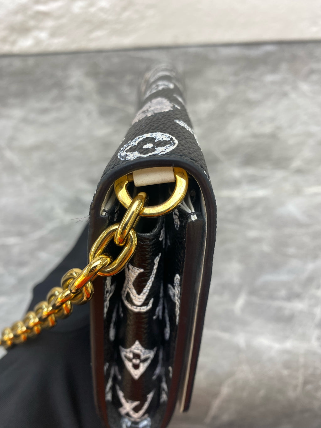 Louis Vuitton Crossbody