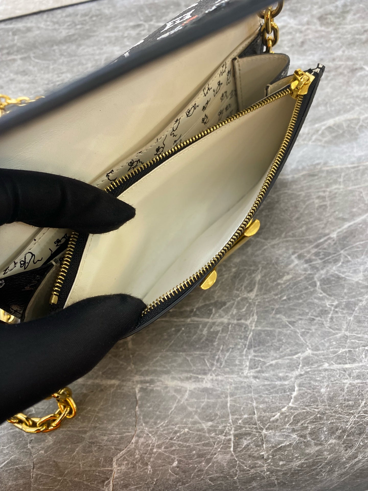 Louis Vuitton Crossbody
