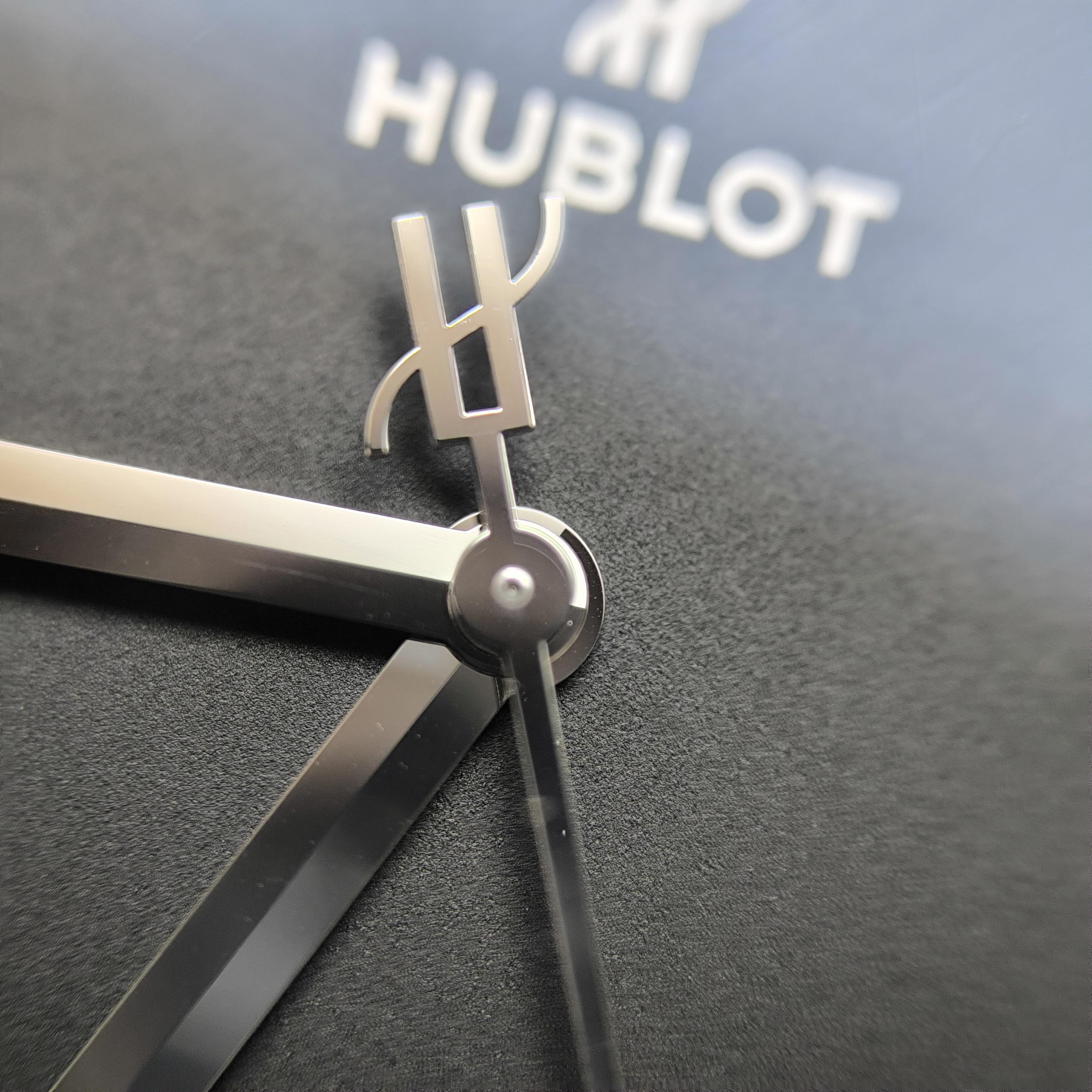 Hublot Classic Fusion Series 45MM 511.CM.1171.RX