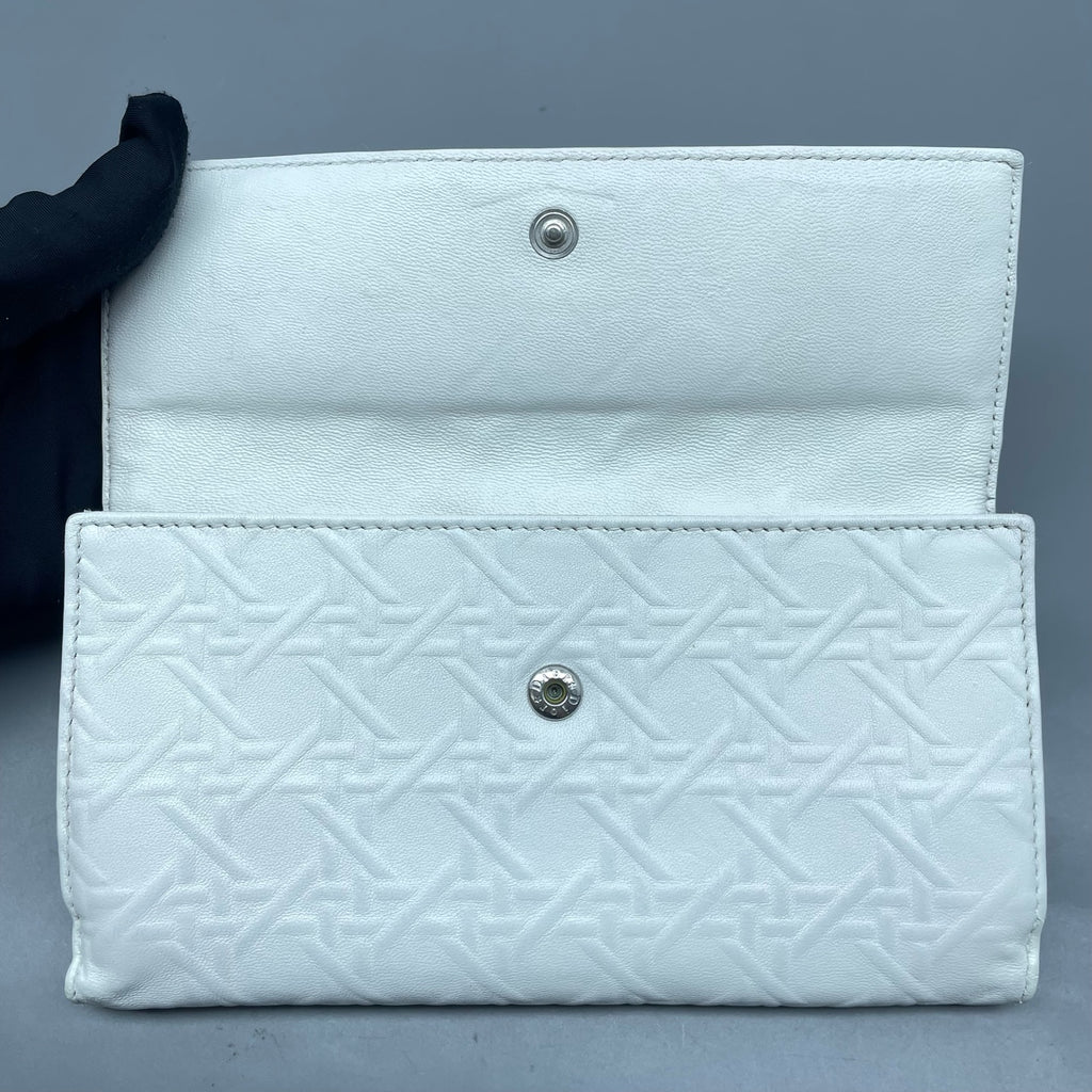 Dior White