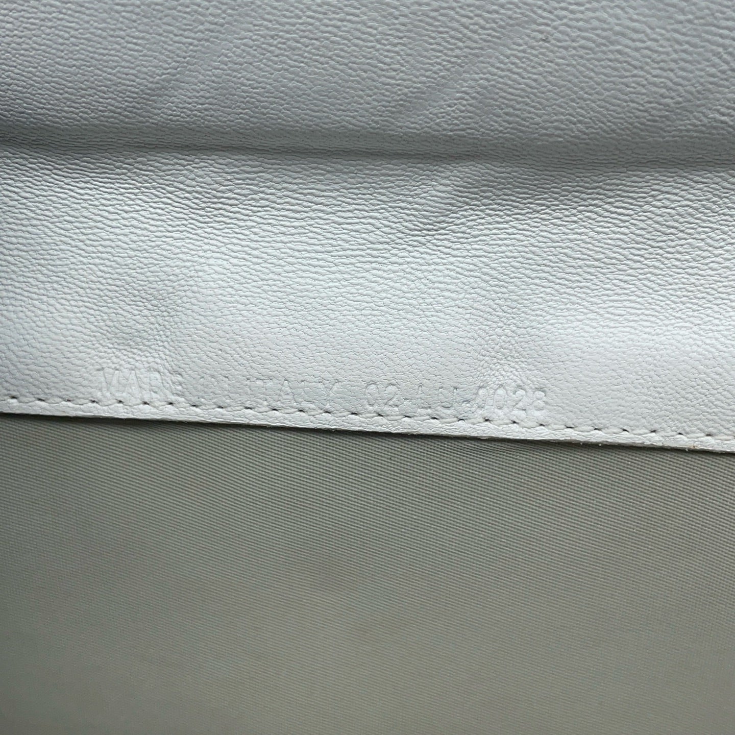 Dior White