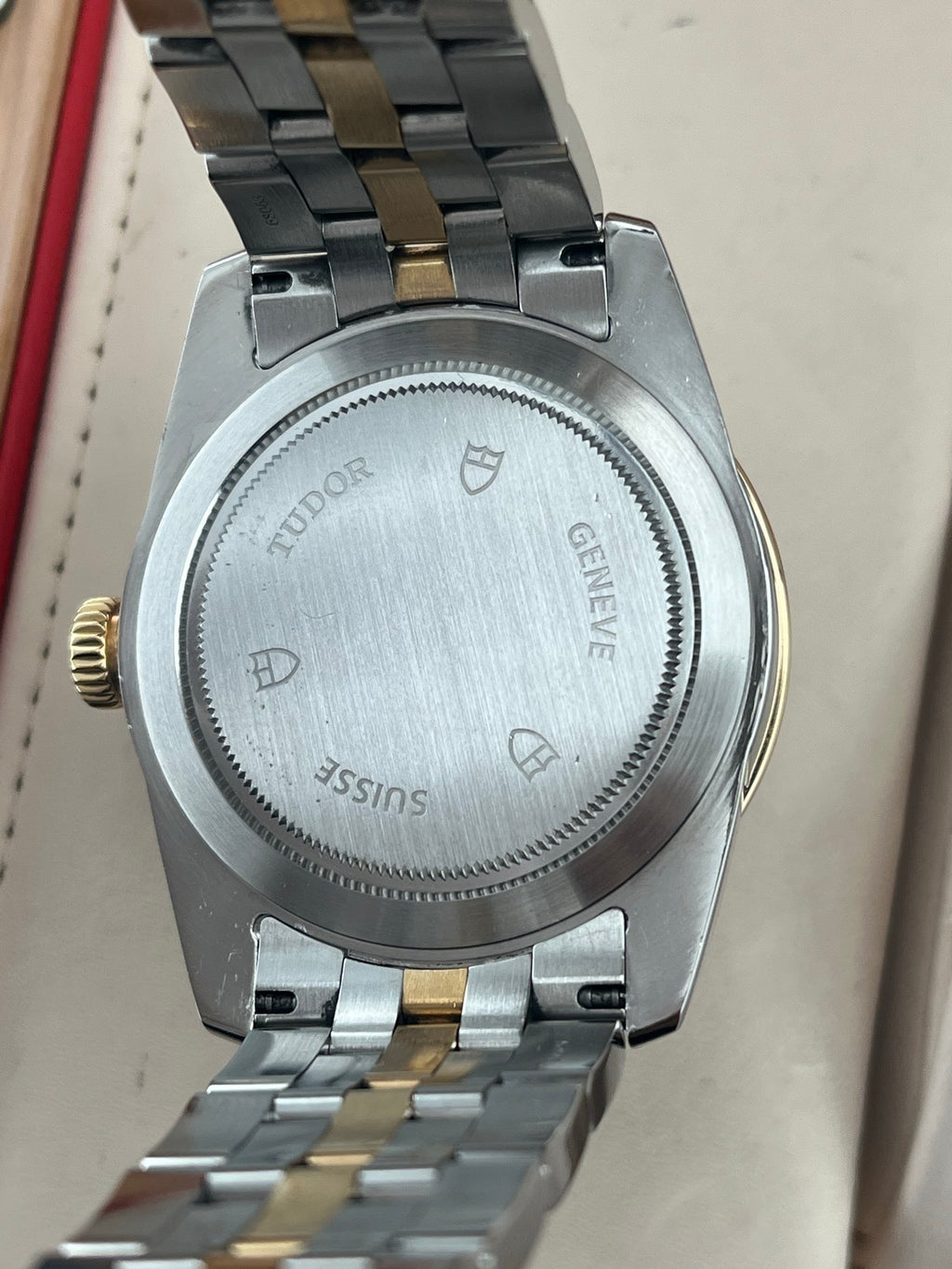 Tudor Junjue Sunday Calendar Model White Automatic (self-winding) watch 39 millimeters m56003-0113