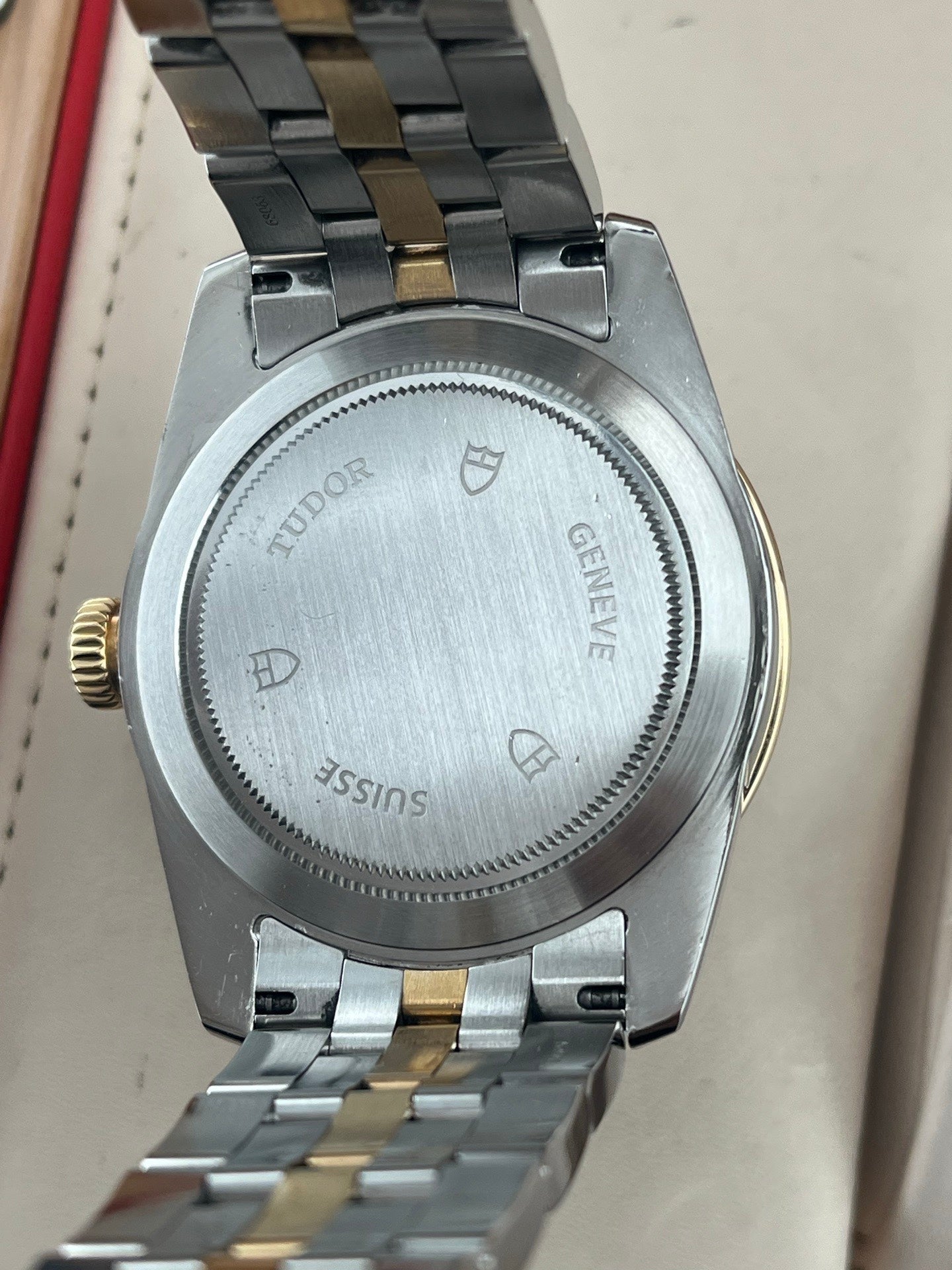 Tudor Junjue Sunday Calendar Model White Automatic (self-winding) watch 39 millimeters m56003-0113