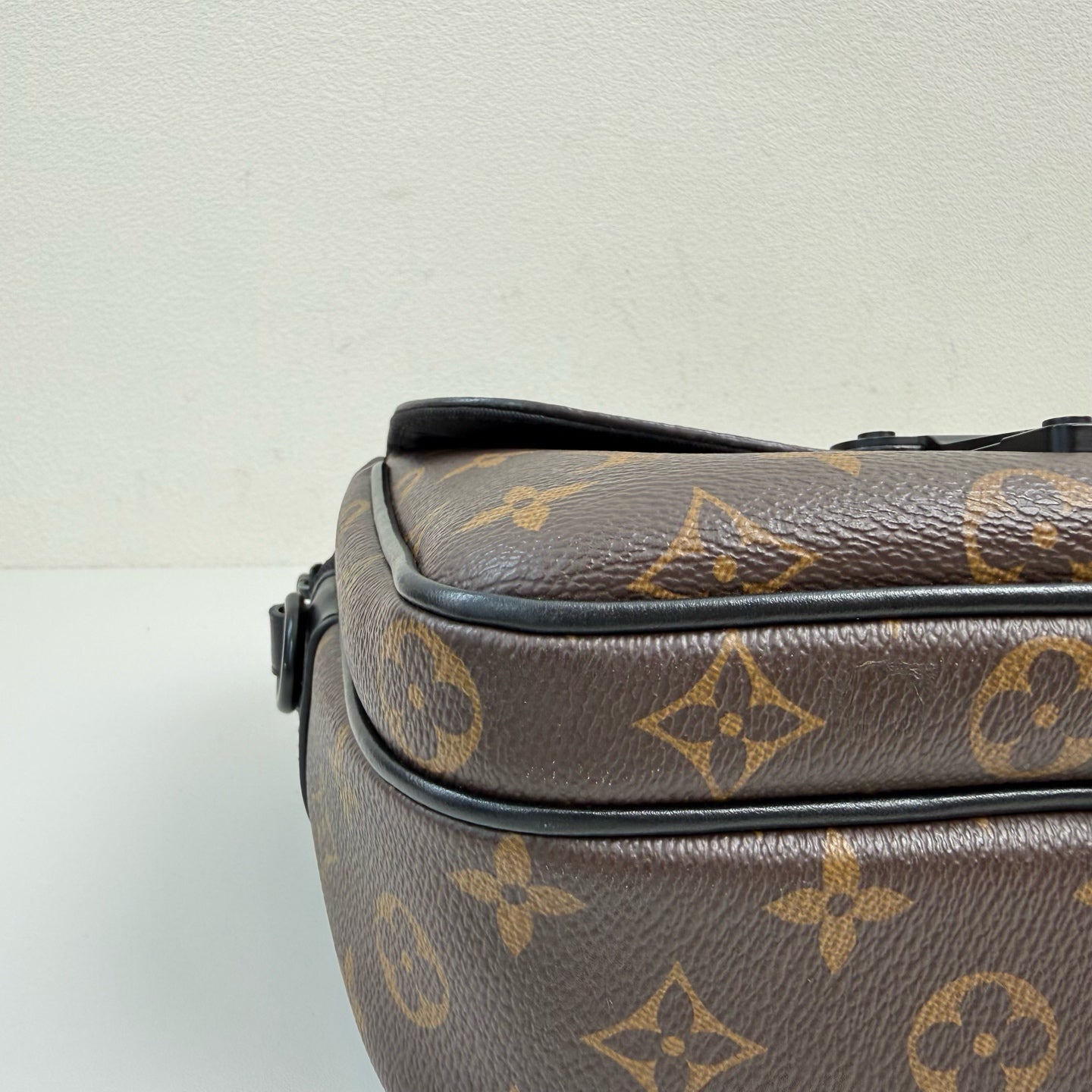 Louis Vuitton S Lock Canvas Brown Crossbody