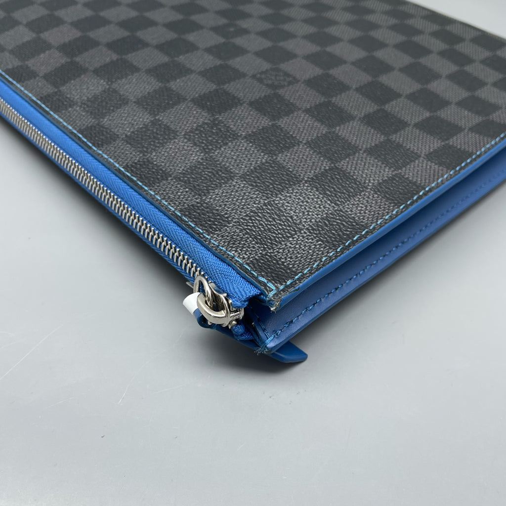 Louis Vuitton Clutch