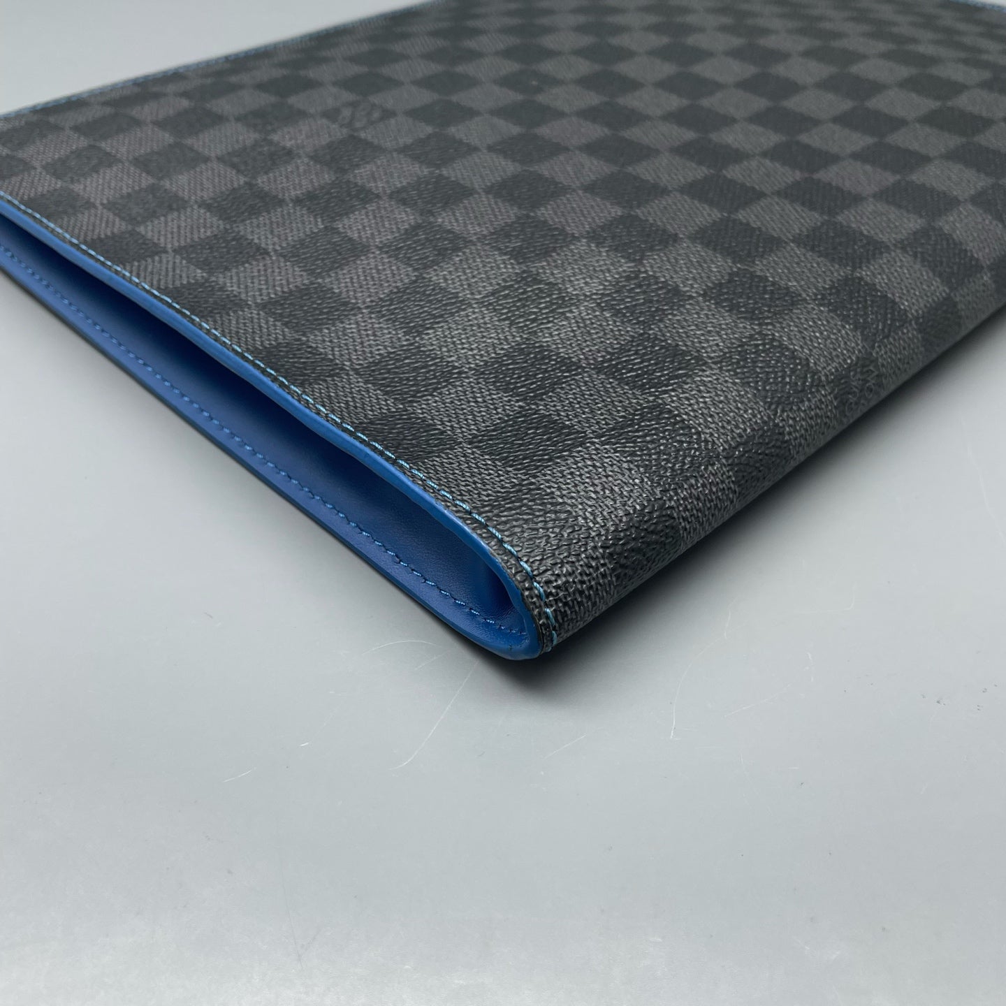 Louis Vuitton Clutch