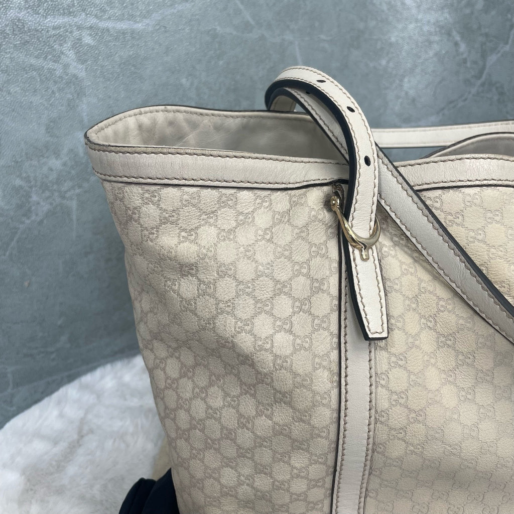 Gucci Polyvinyl chloride (PVC)
