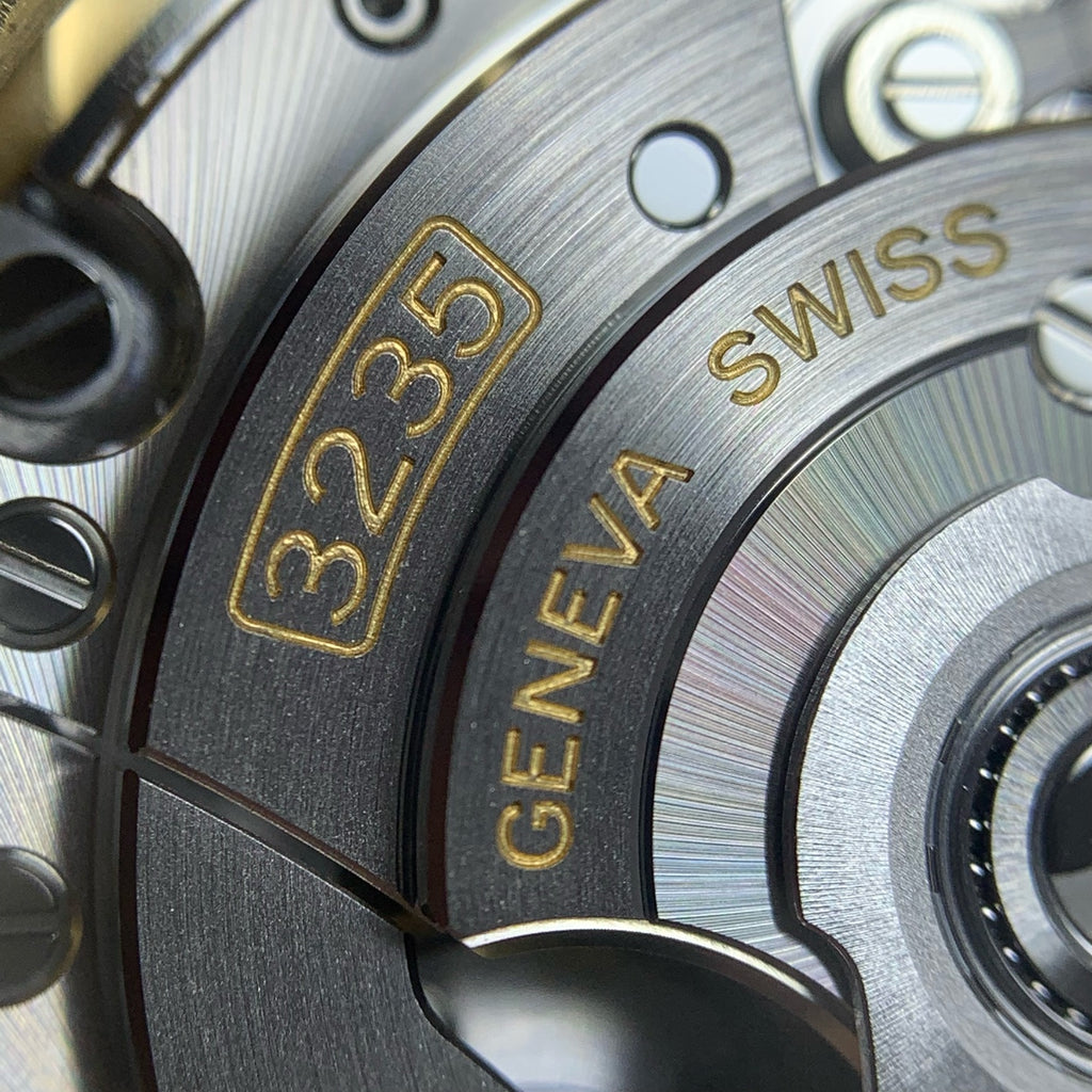 Rolex Submariner model 41 millimeters m126618lb-0002