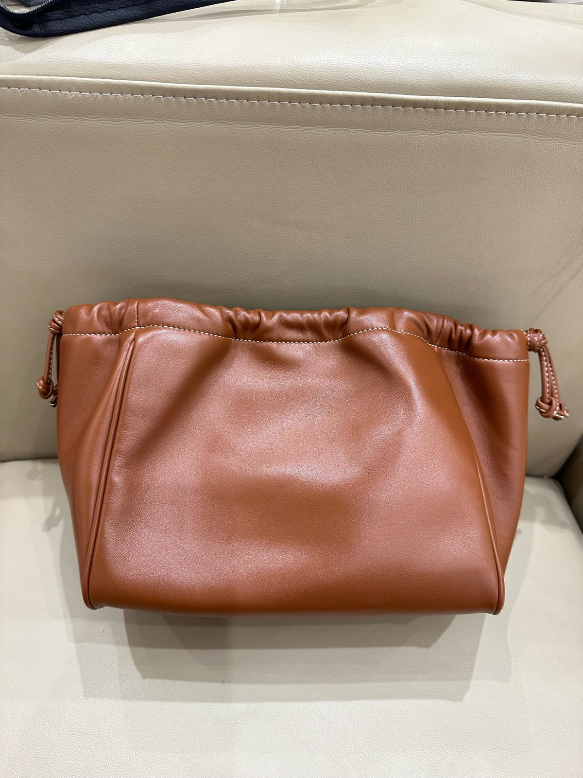 Celine CABAS TRIOMPHE small smooth cowhide drawstring bag Brown 9 x 7 x 5 inches (22.5 x 18 x 13 centimeters) 111013DU3.04LU