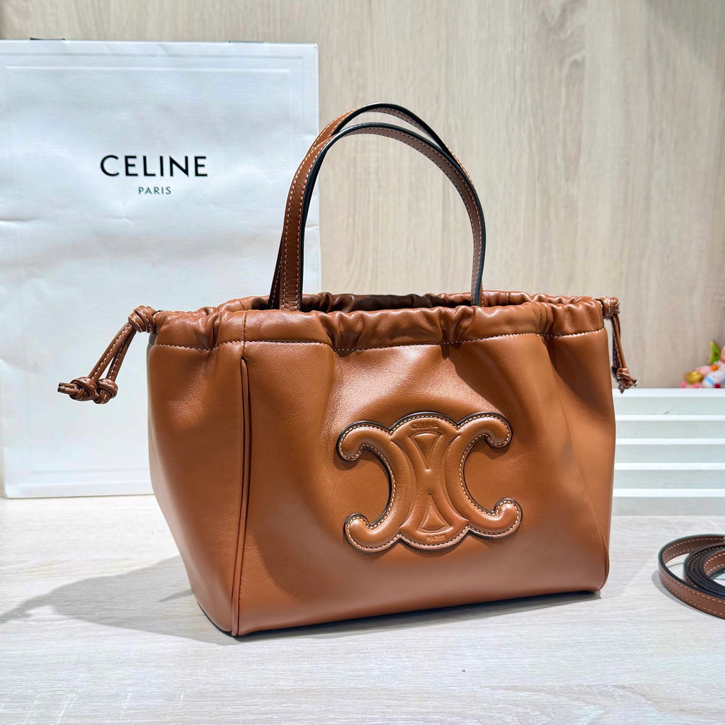 Celine CABAS TRIOMPHE small smooth cowhide drawstring bag Brown 9 x 7 x 5 inches (22.5 x 18 x 13 centimeters) 111013DU3.04LU