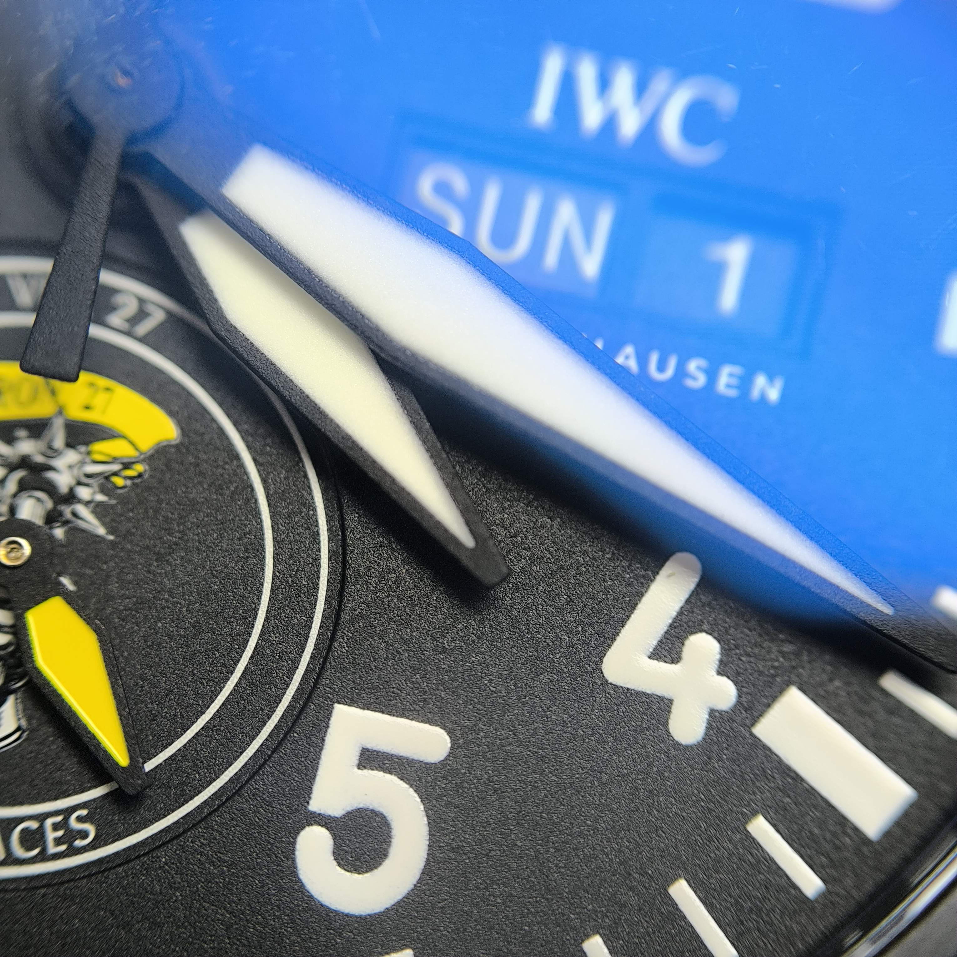 IWC Pilot 44.5 millimeters IW389107