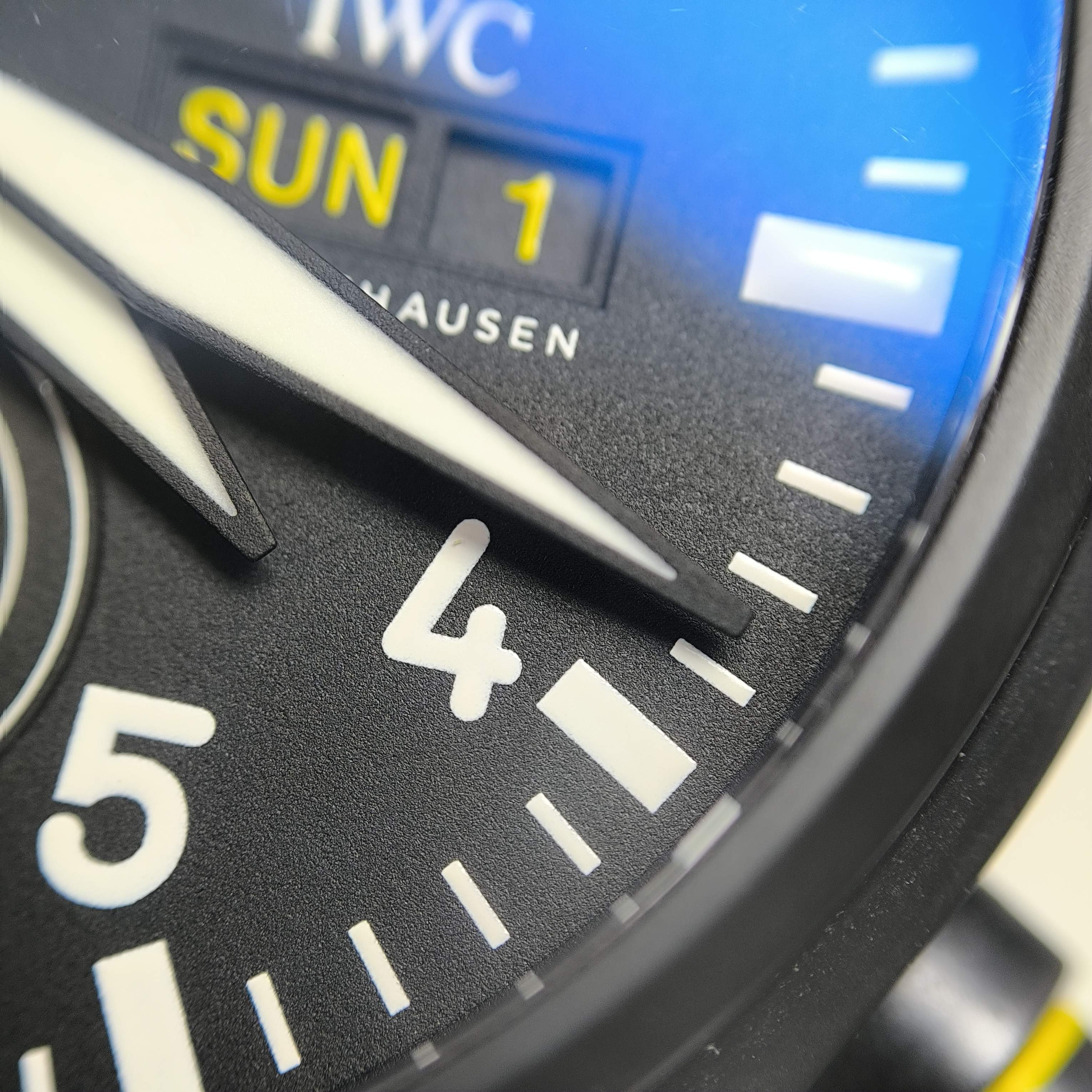 IWC Pilot 44.5 millimeters IW389107