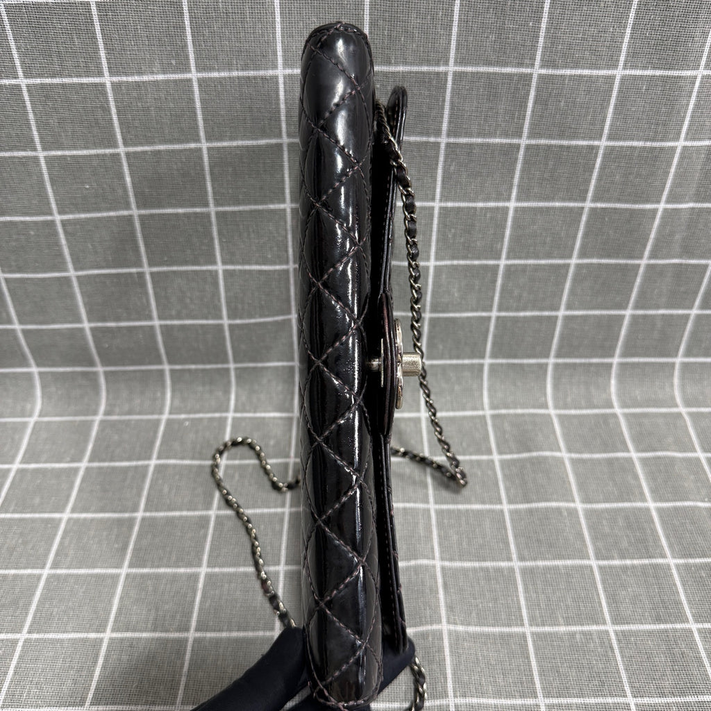 Chanel Black