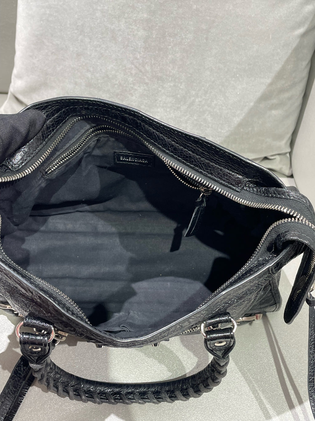 Balenciaga LE CITY small handbag Black 8114422ABEK1000