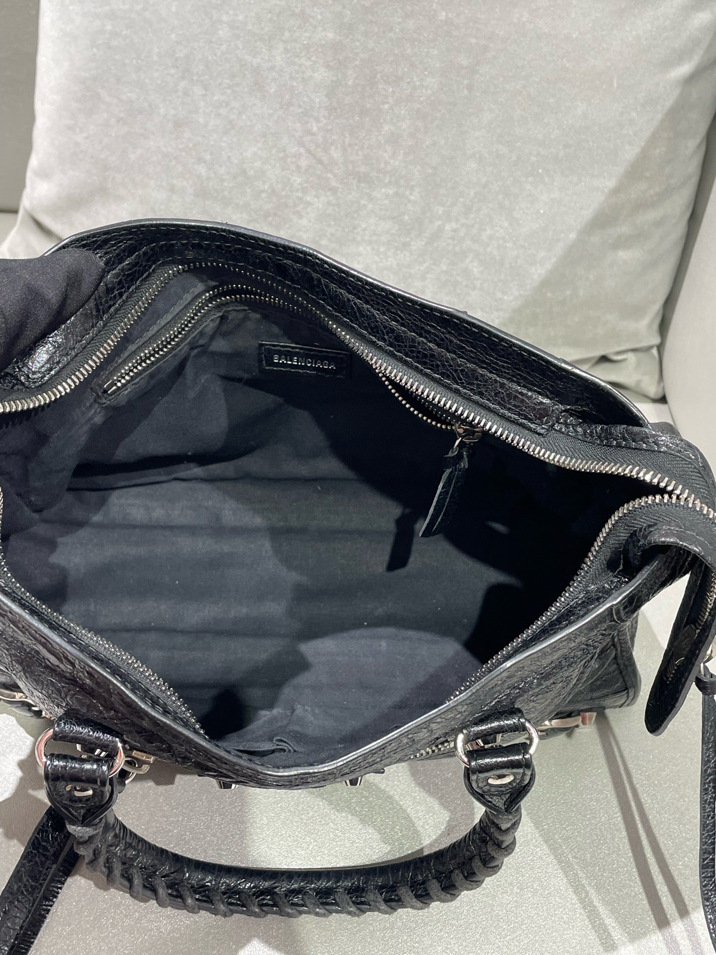 Balenciaga LE CITY small handbag Black 8114422ABEK1000