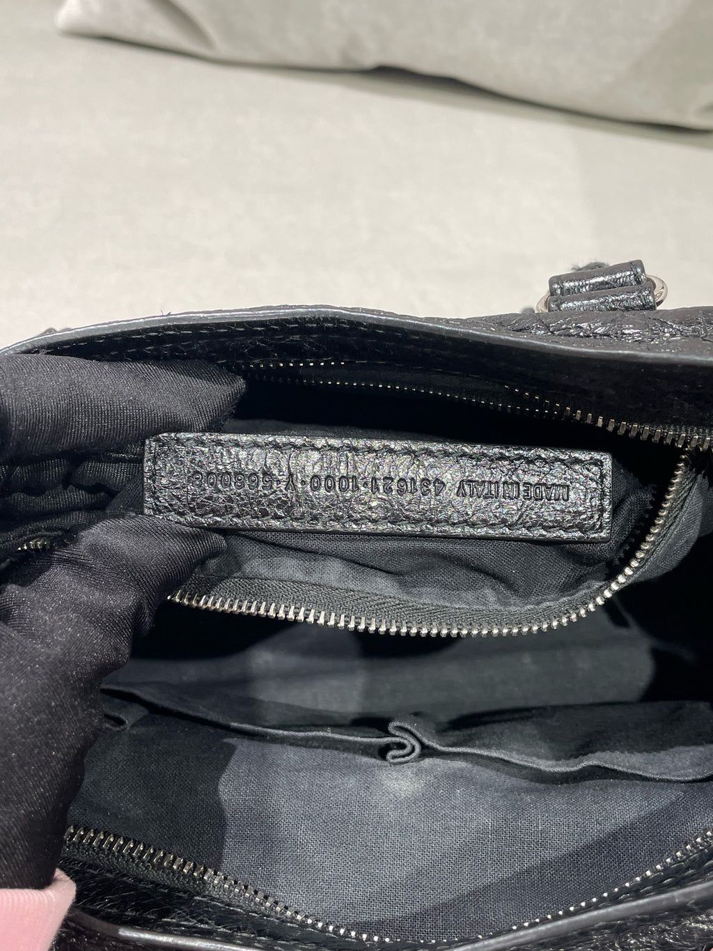 Balenciaga LE CITY small handbag Black 8114422ABEK1000
