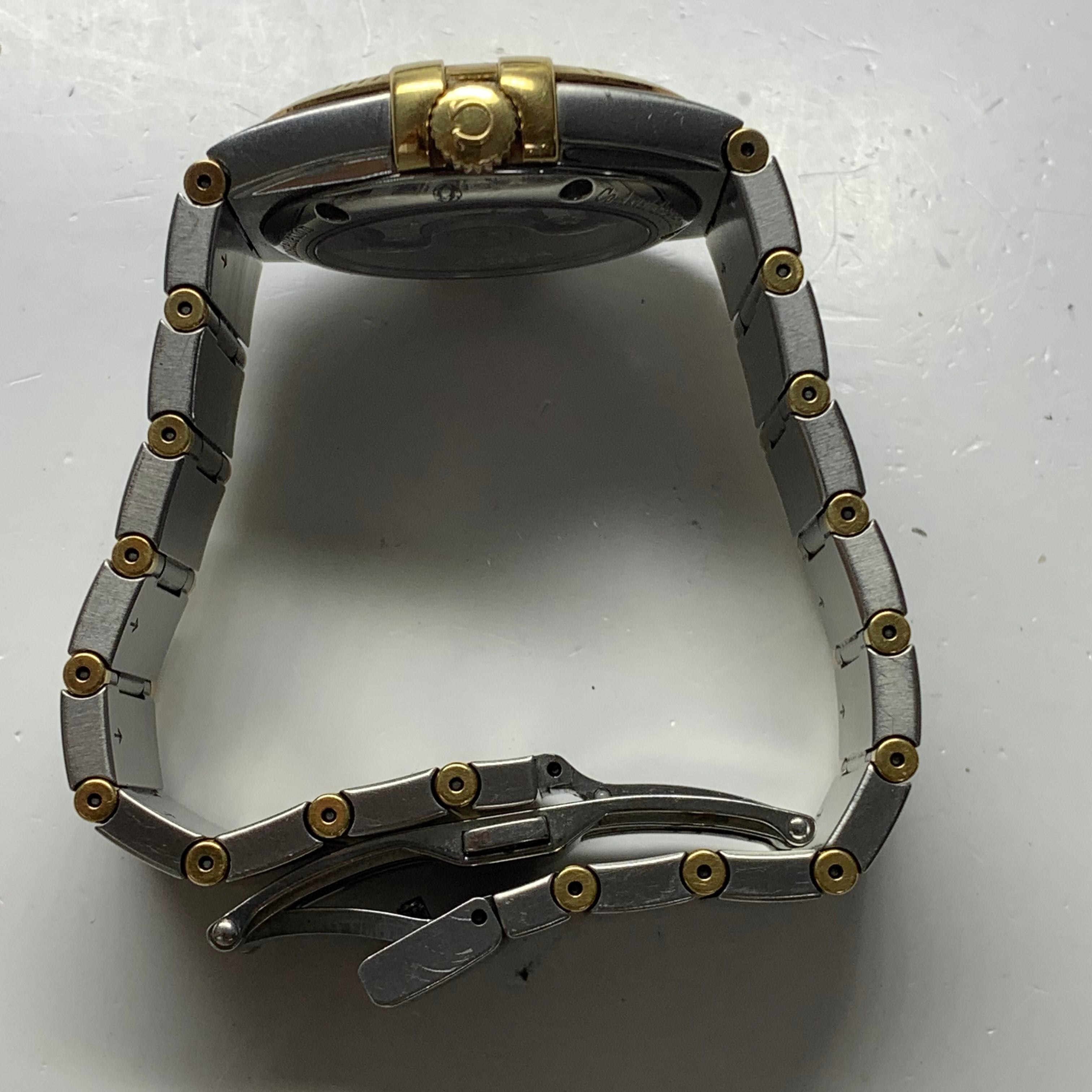 Omega Constellation Series 35 123.20.35.20.08.001