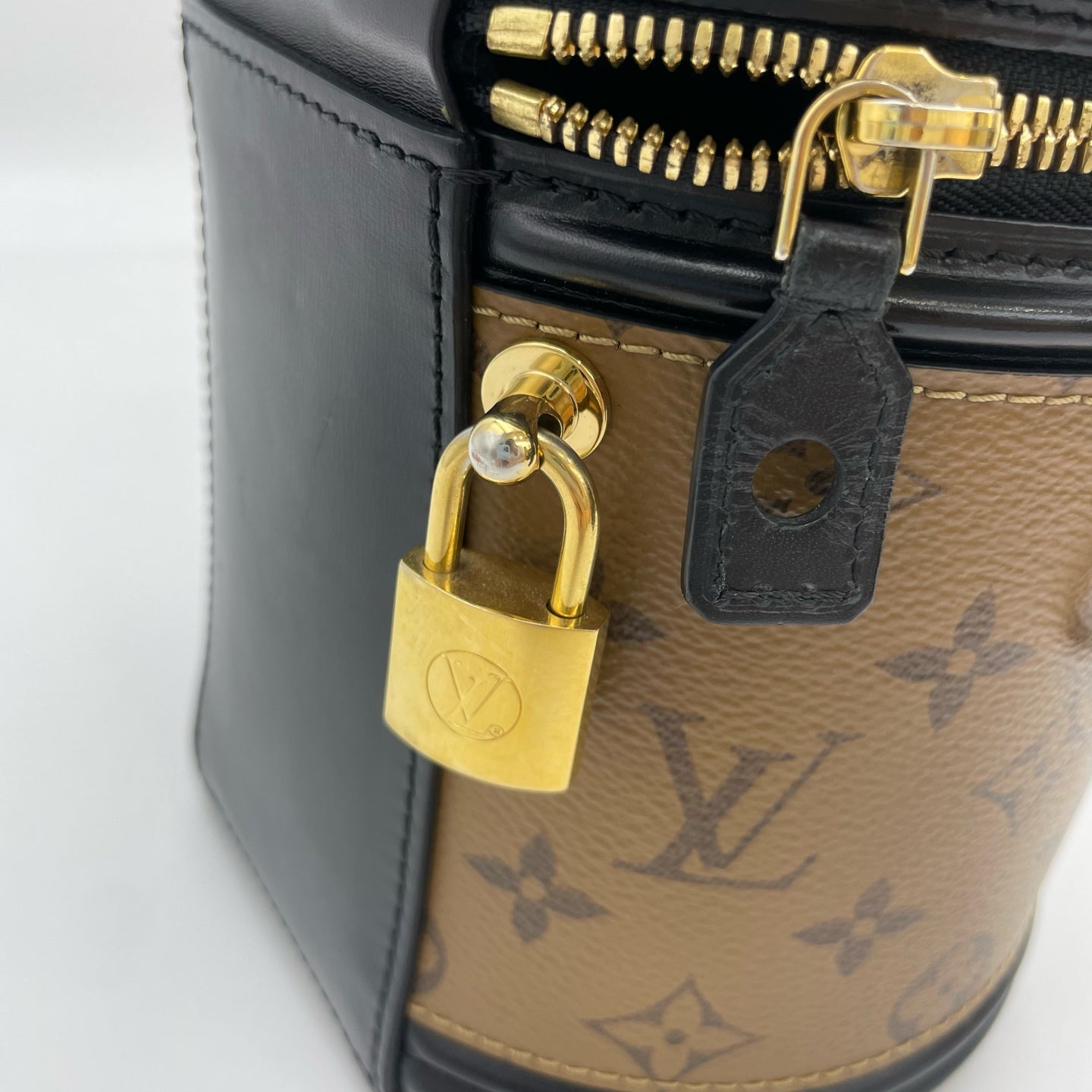 Louis Vuitton Bucket & Drawstring Bag