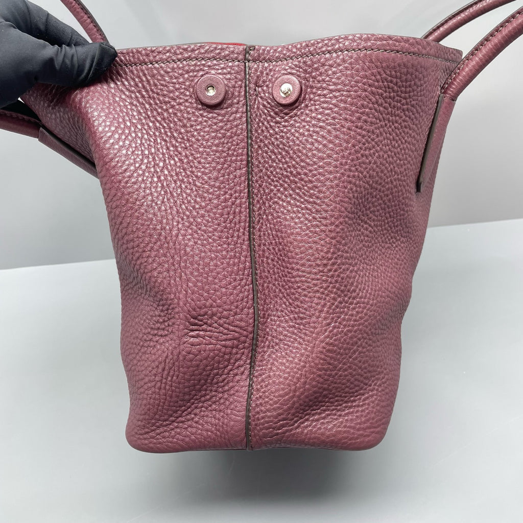 Prada Red