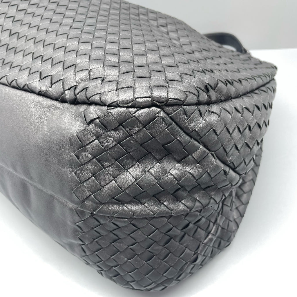 Bottega Veneta Black