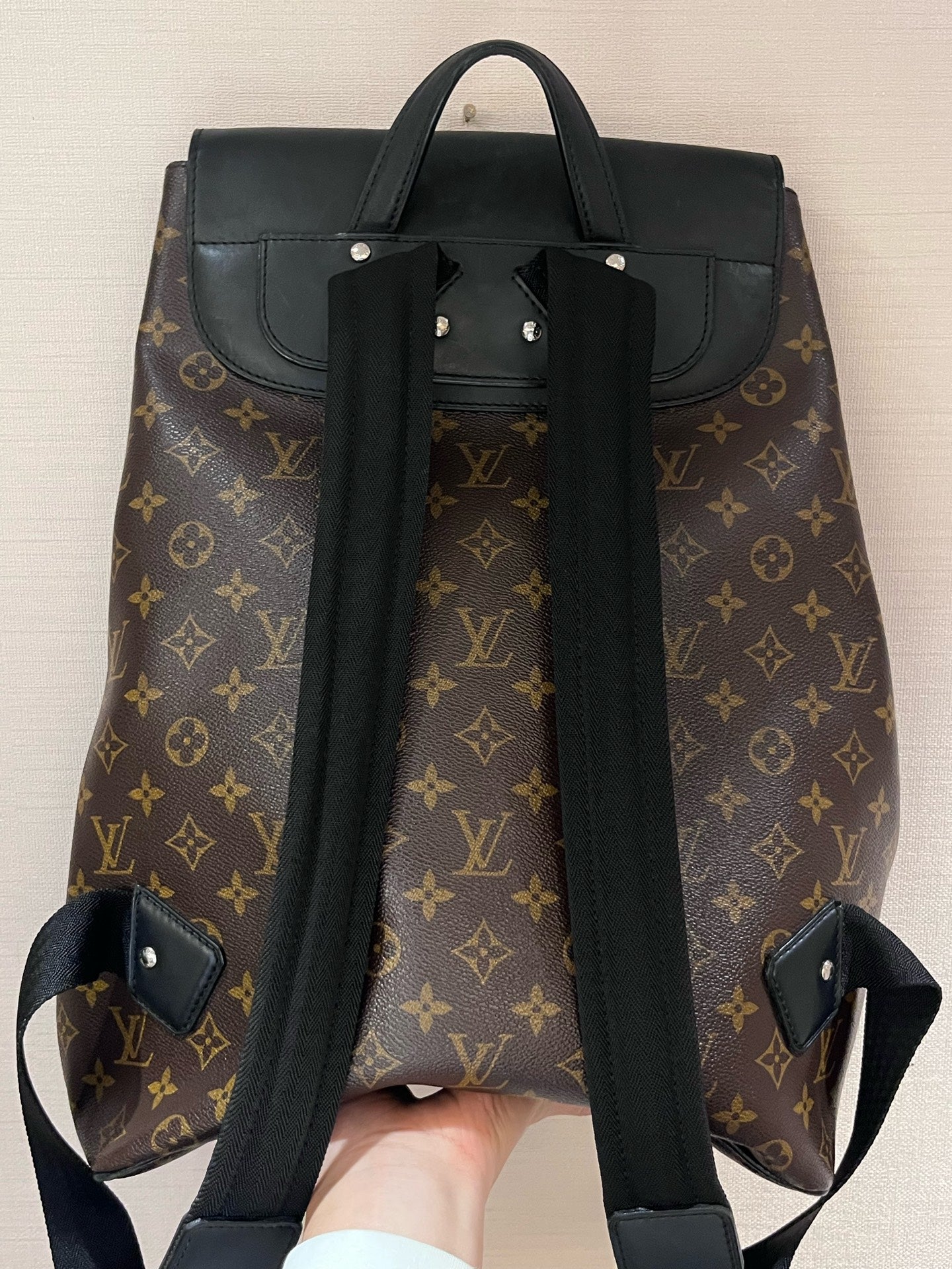 Louis Vuitton M40637