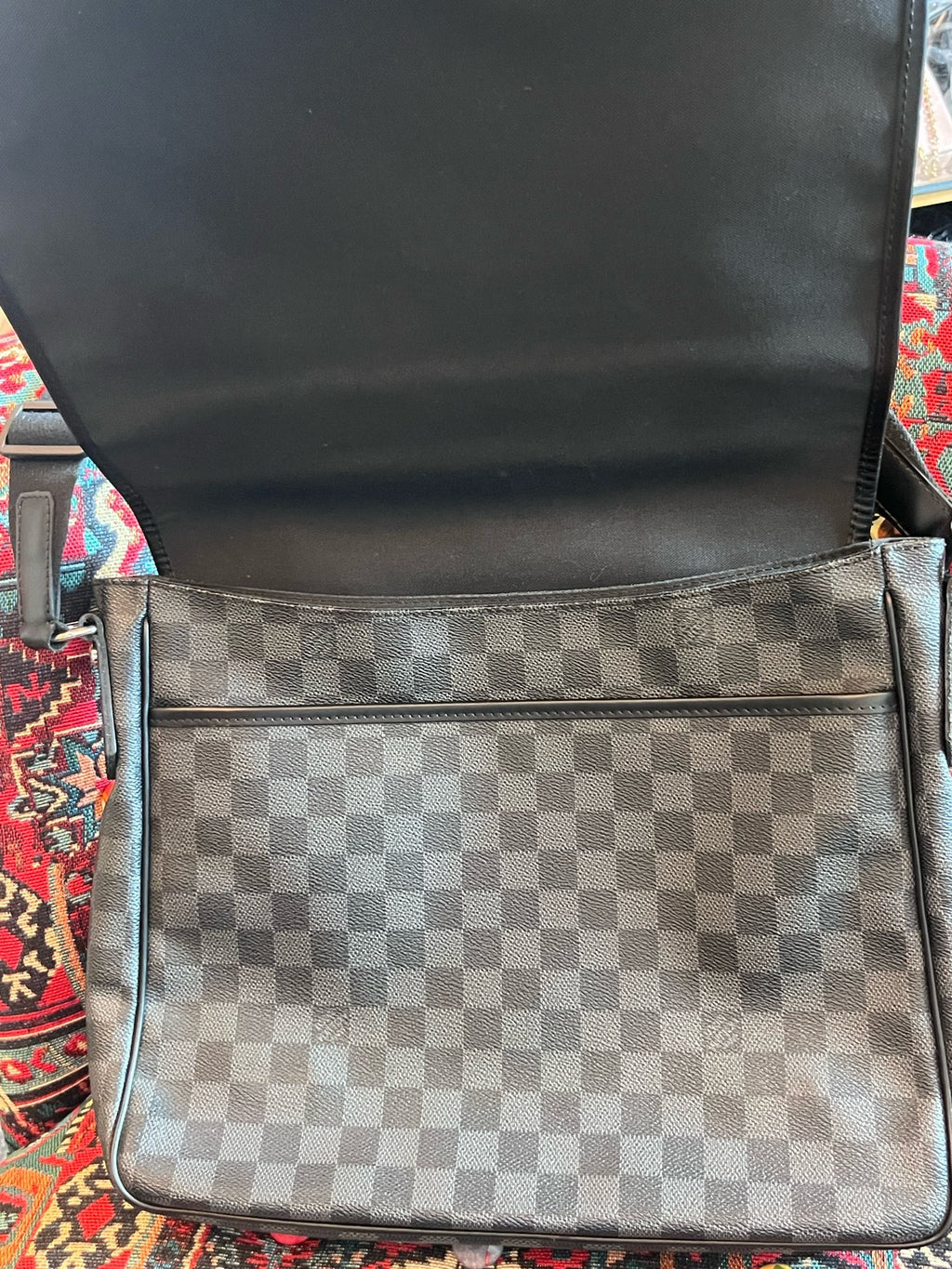 Louis Vuitton Black