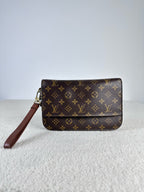 Louis Vuitton Clutch