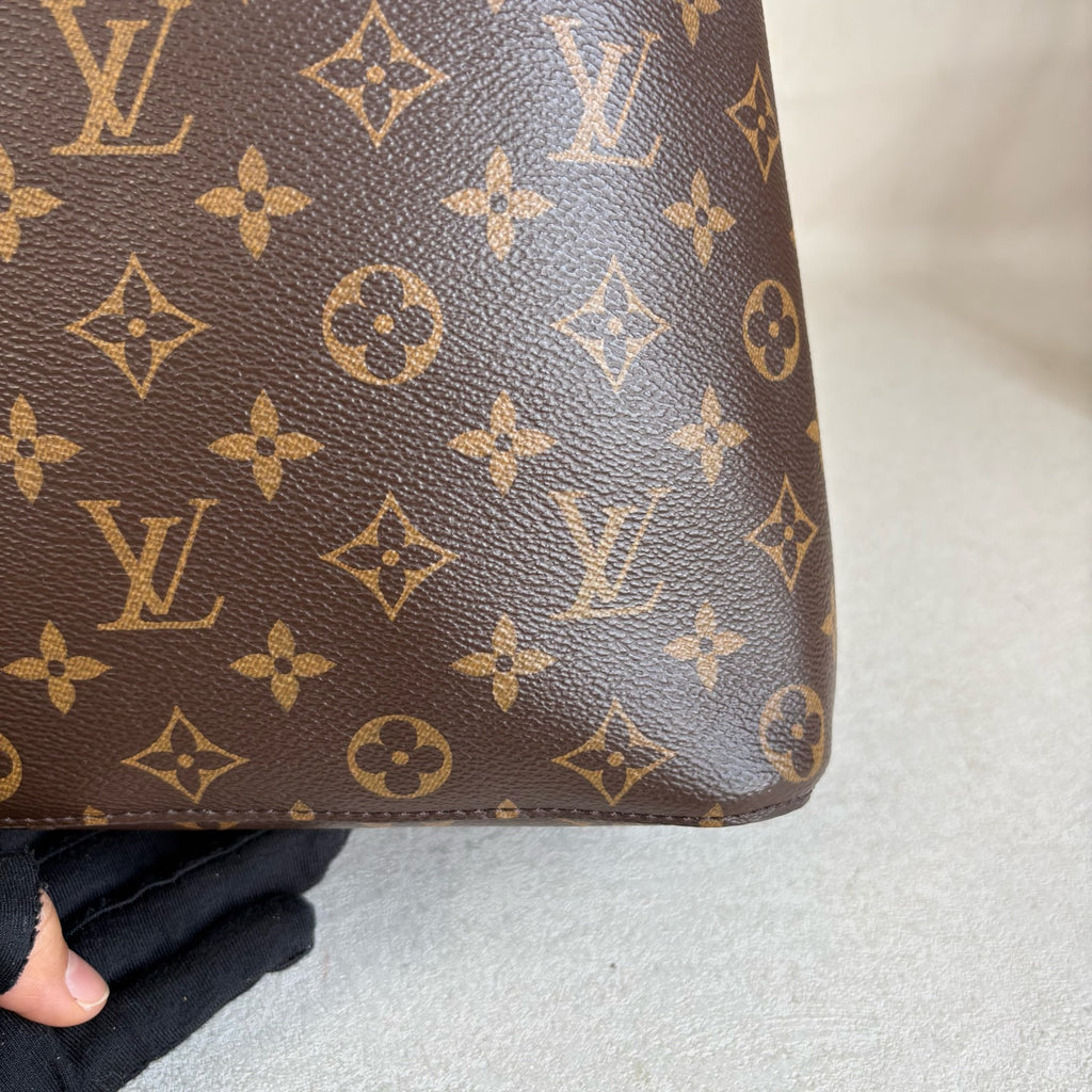 Louis Vuitton Pink