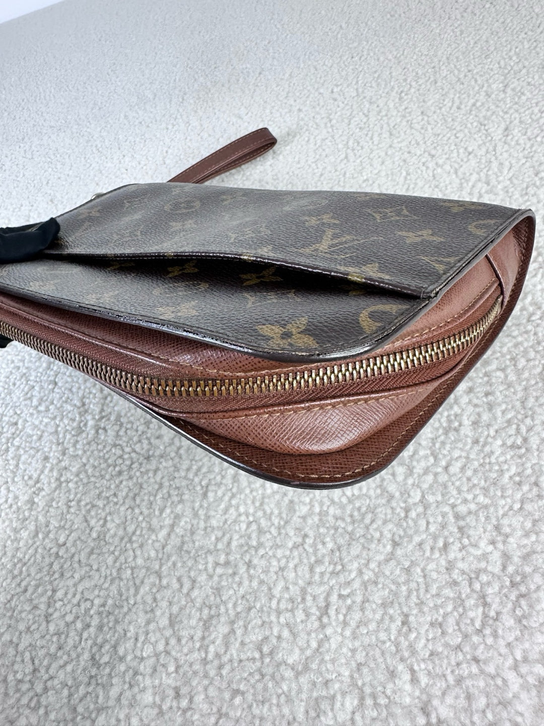 Louis Vuitton Clutch