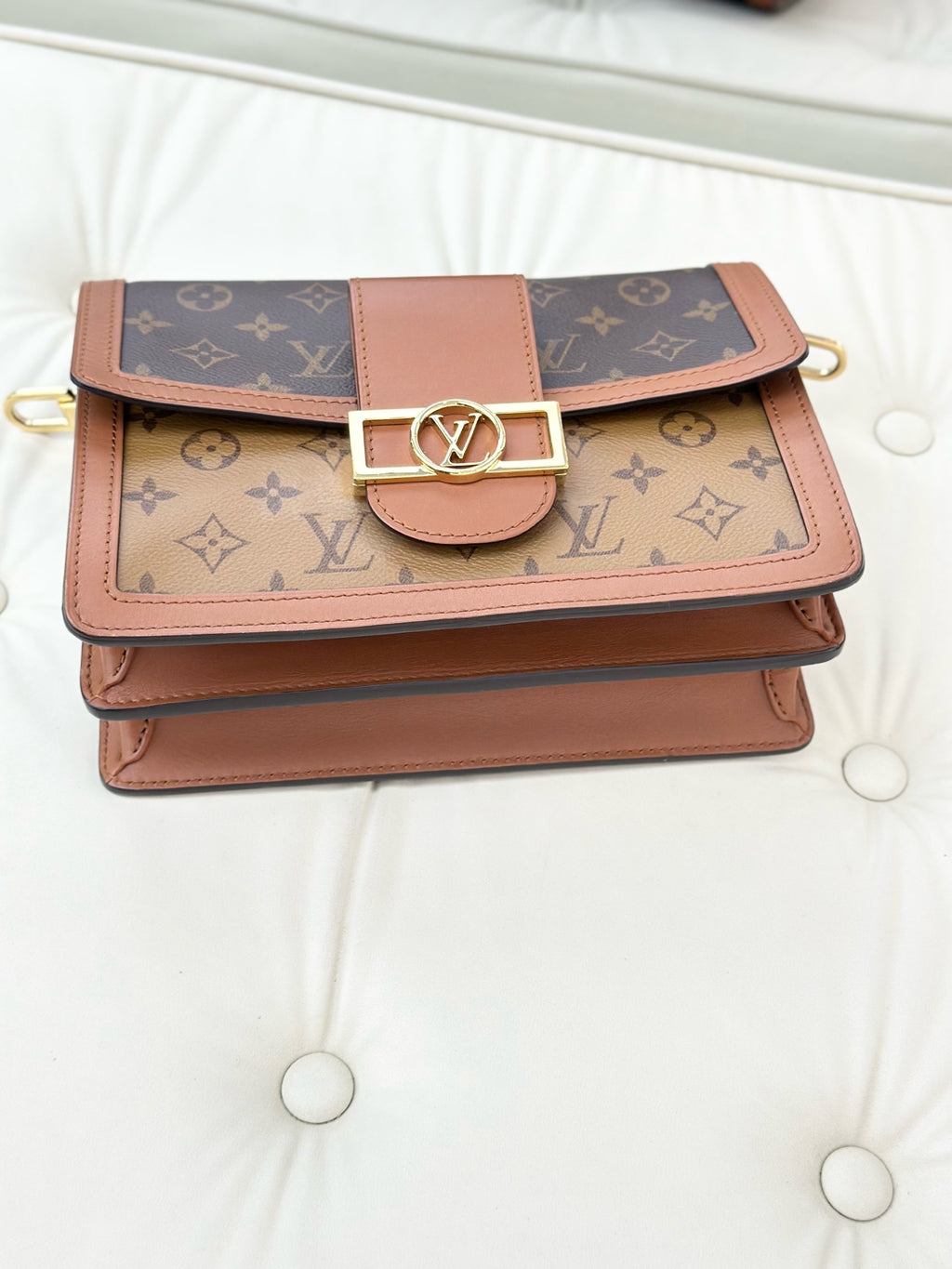 Louis Vuitton Crossbody M44391